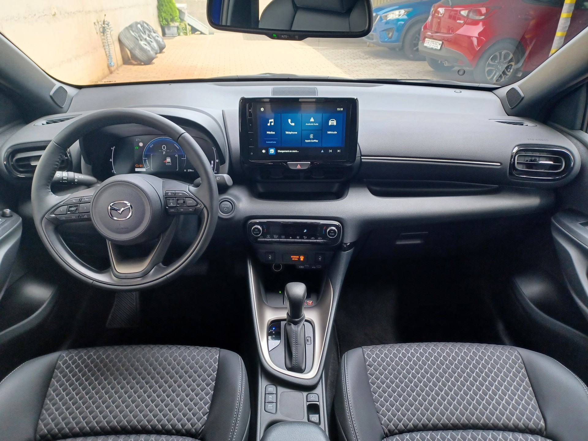 MAZDA 2 Hybrid Homura-image-8