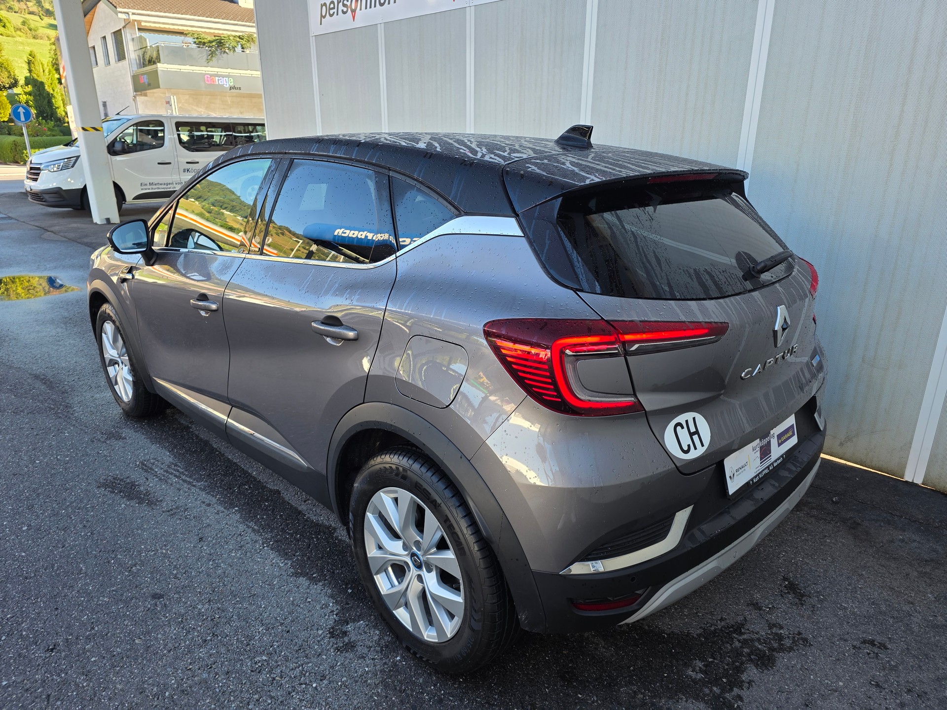 RENAULT Captur 1.6 E-Tech 160 Intens DHT-image-2