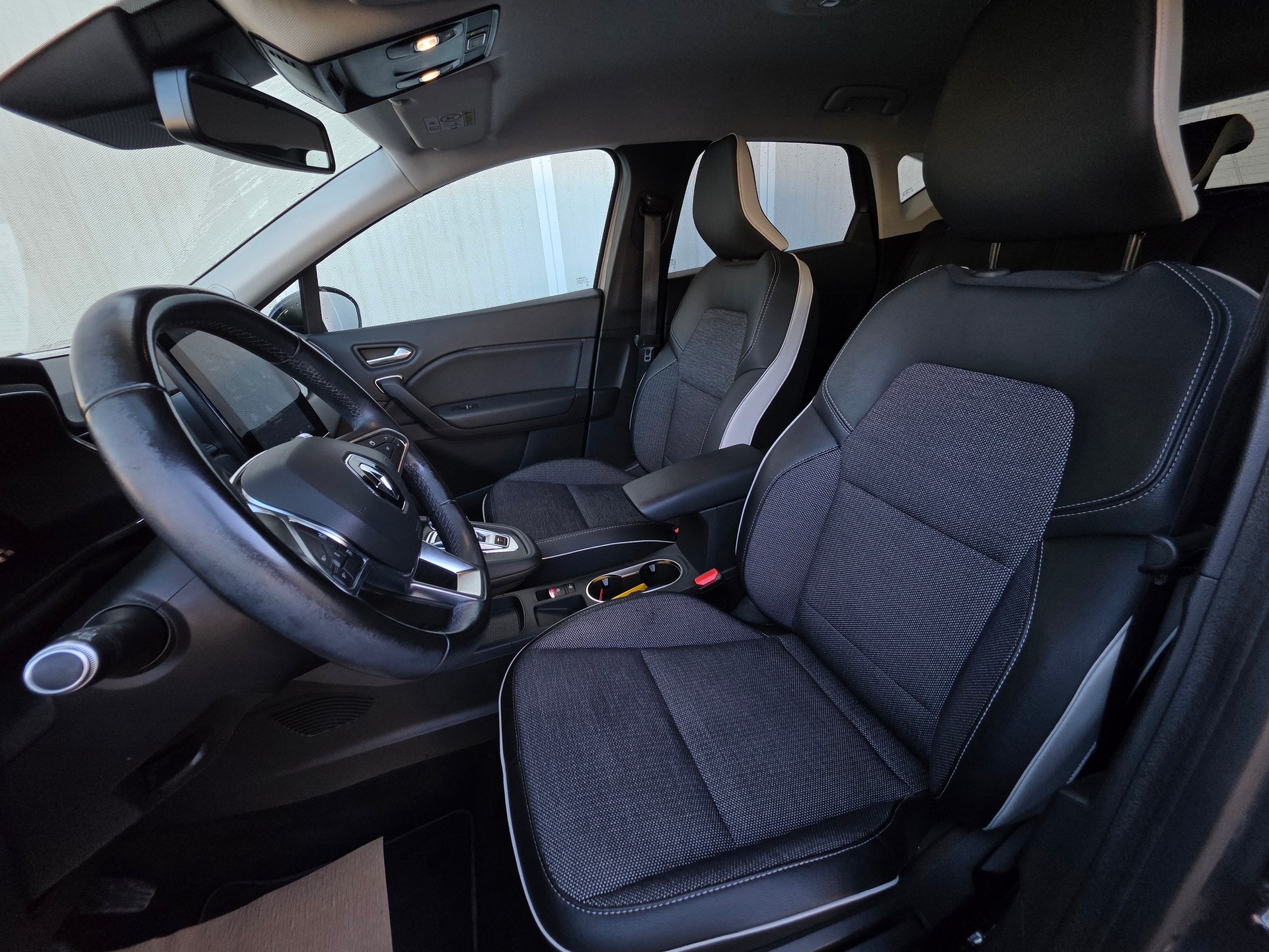 RENAULT Captur 1.6 E-Tech 160 Intens DHT-image-7