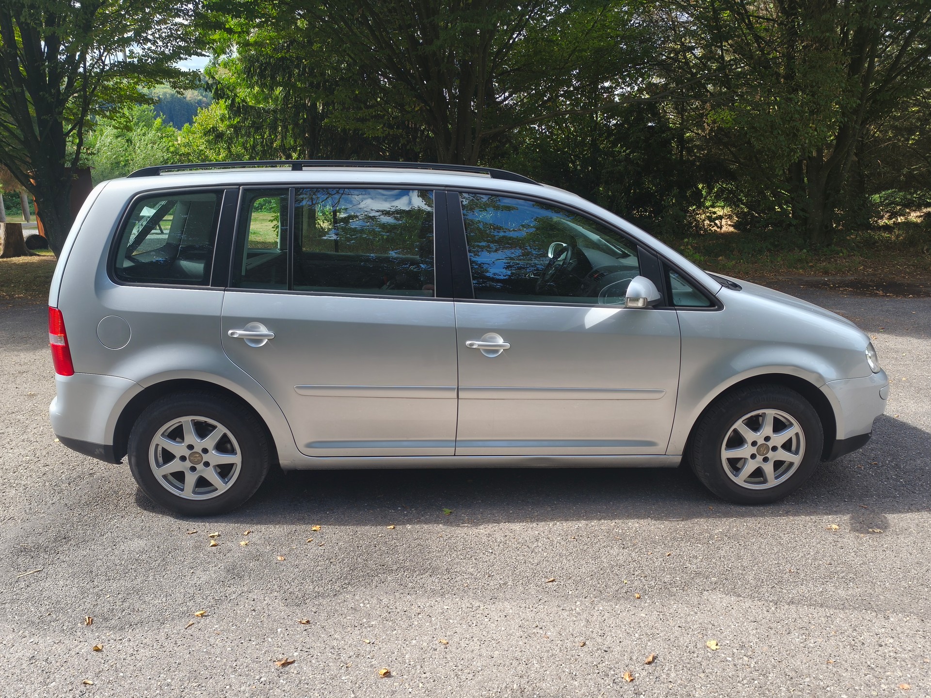 VW 1.6 FSI Trendline-image-3
