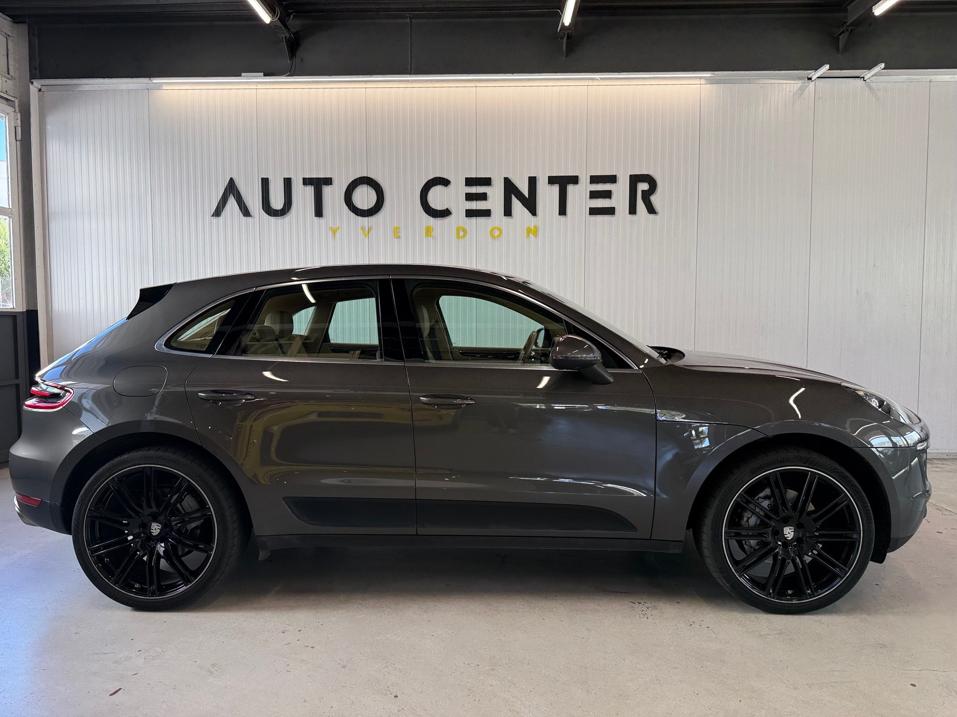 PORSCHE Macan S PDK