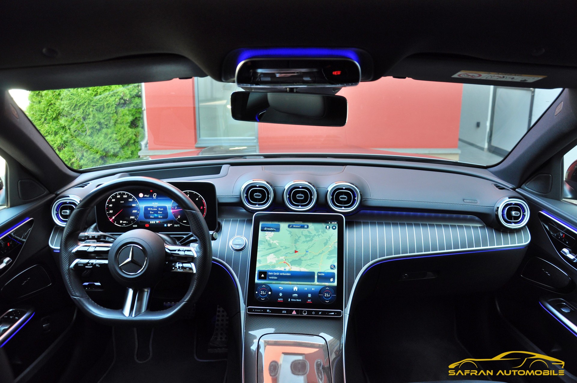 MERCEDES-BENZ C 220 d AMG Line 4Matic 9G-Tronic-image-9