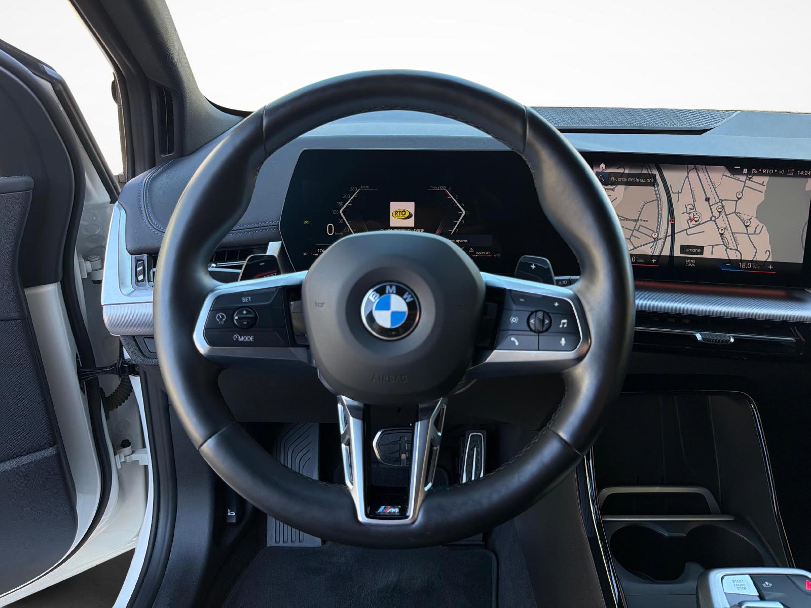 BMW 223i xDrive SDKG Active Tourer-image-12