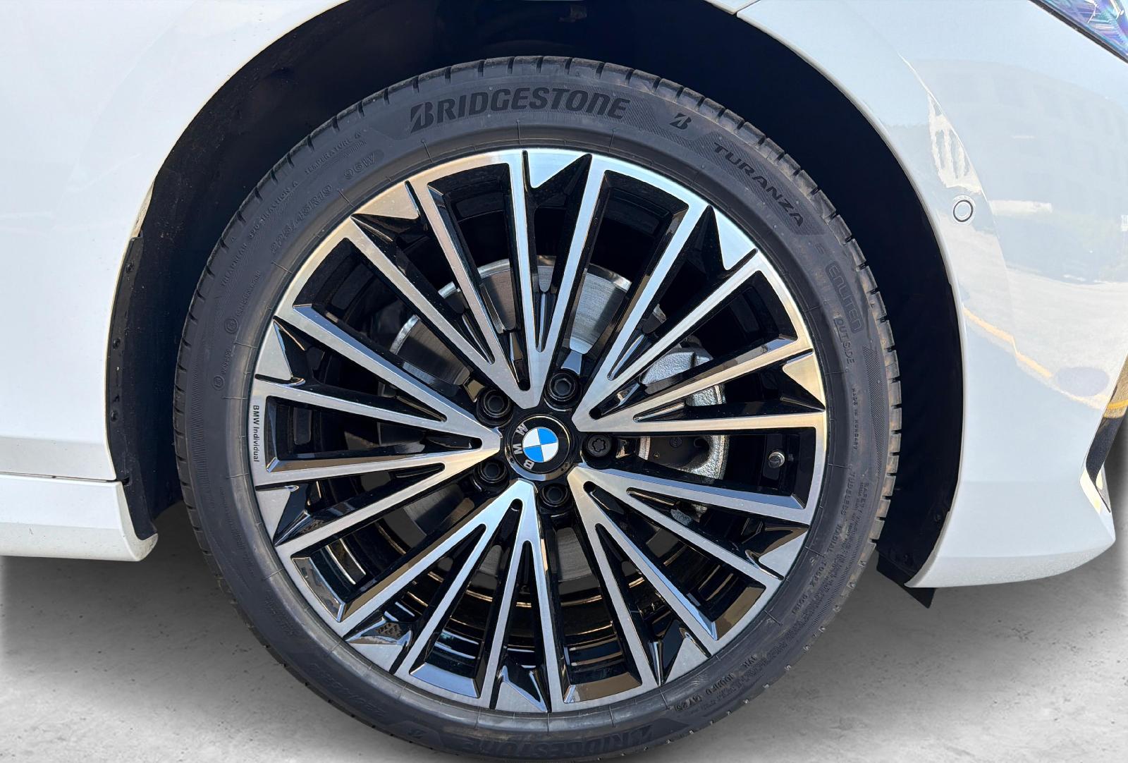 BMW 223i xDrive SDKG Active Tourer-image-13