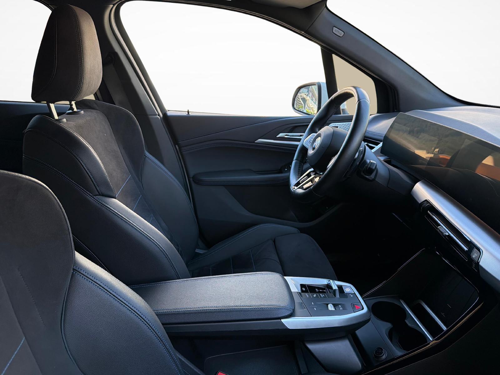 BMW 223i xDrive SDKG Active Tourer-image-17