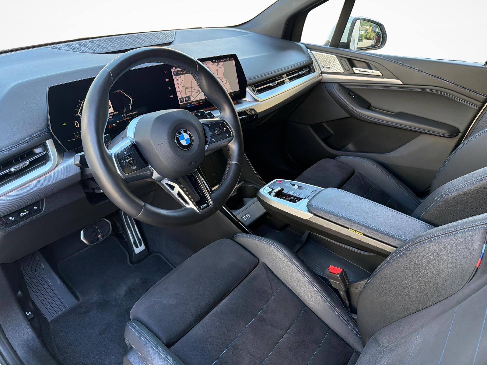 BMW 223i xDrive SDKG Active Tourer-image-14