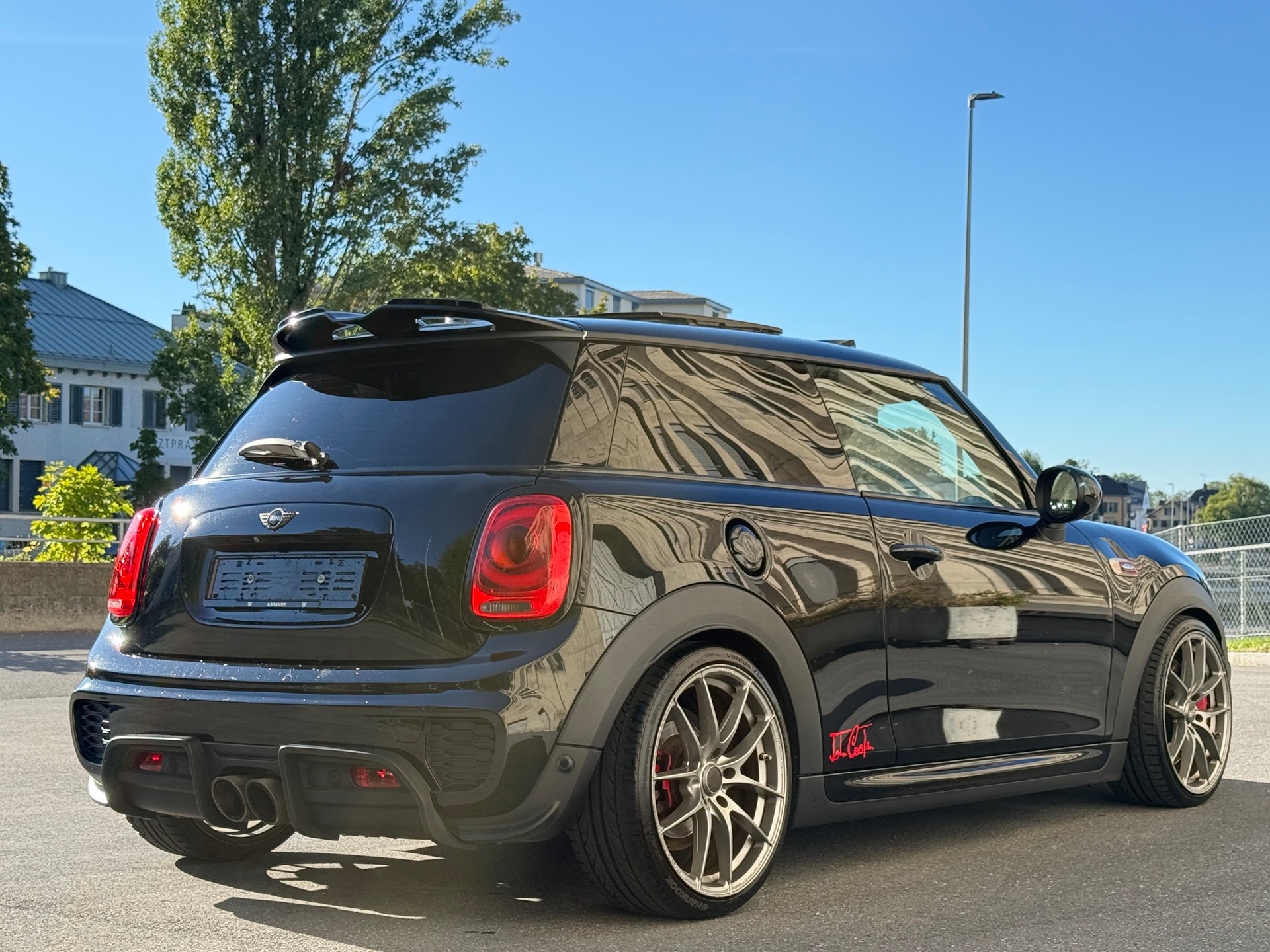 MINI Cooper John Cooper Works Steptronic-image-9