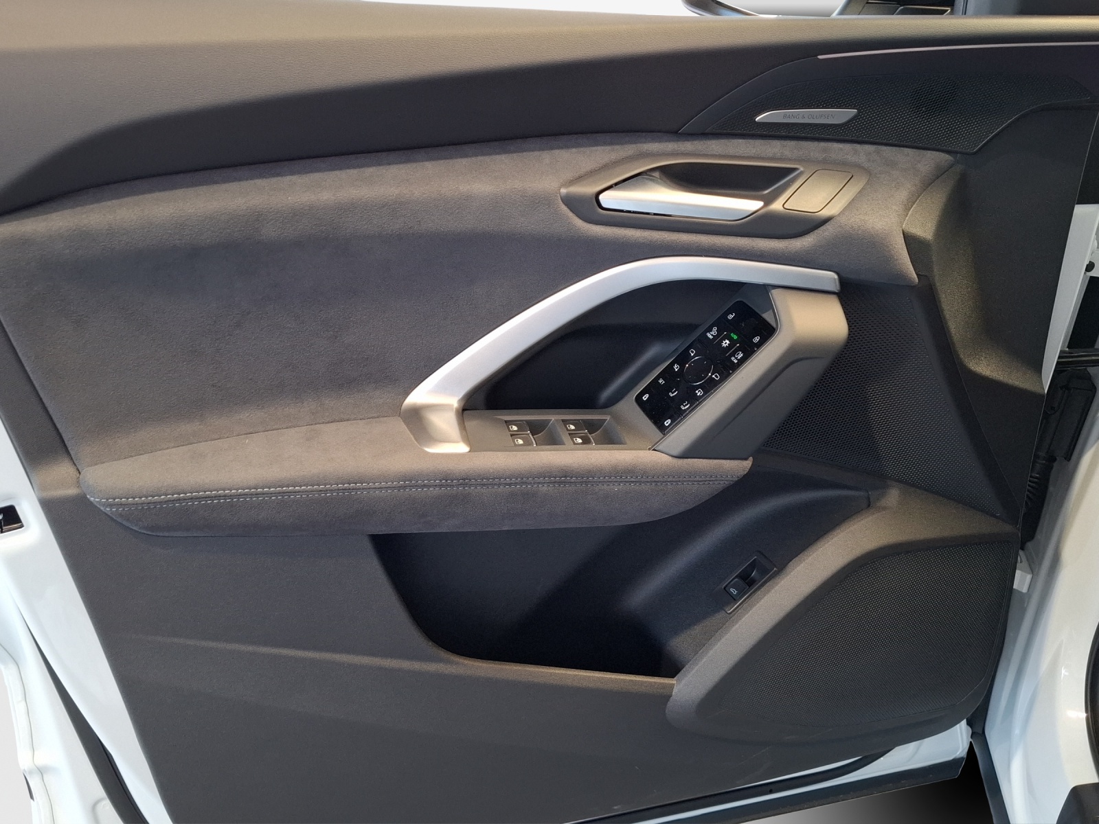 AUDI Q5 TFSI quatto 200 kW S-tronic-image-14