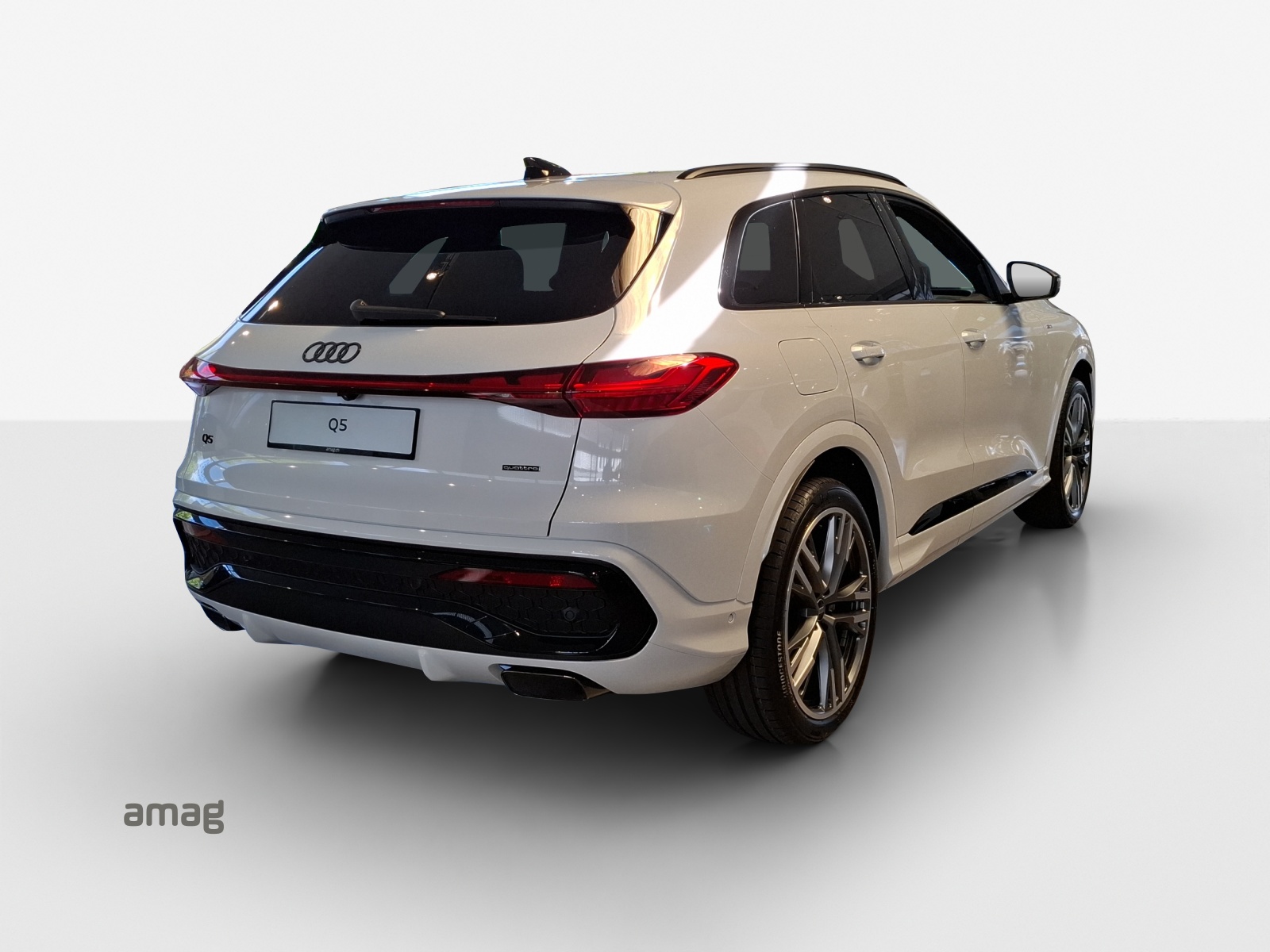 AUDI Q5 TFSI quatto 200 kW S-tronic-image-4