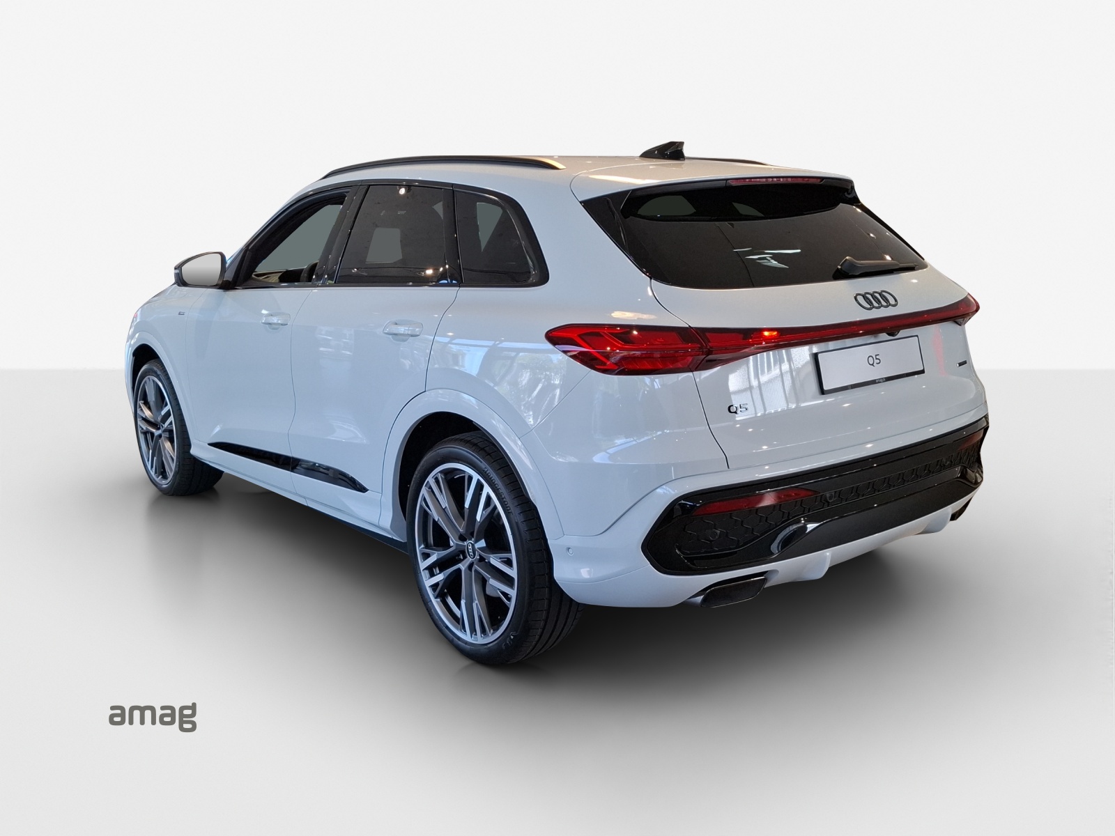 AUDI Q5 TFSI quatto 200 kW S-tronic-image-2
