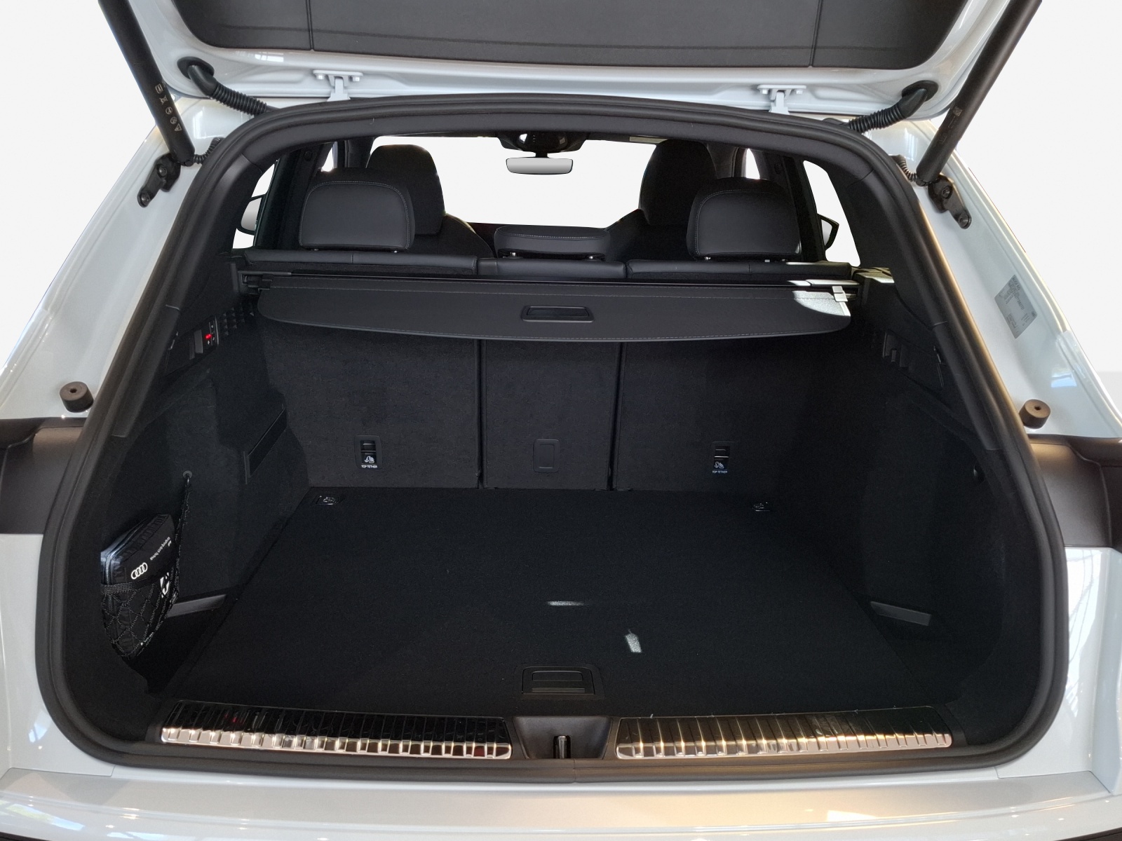 AUDI Q5 TFSI quatto 200 kW S-tronic-image-12