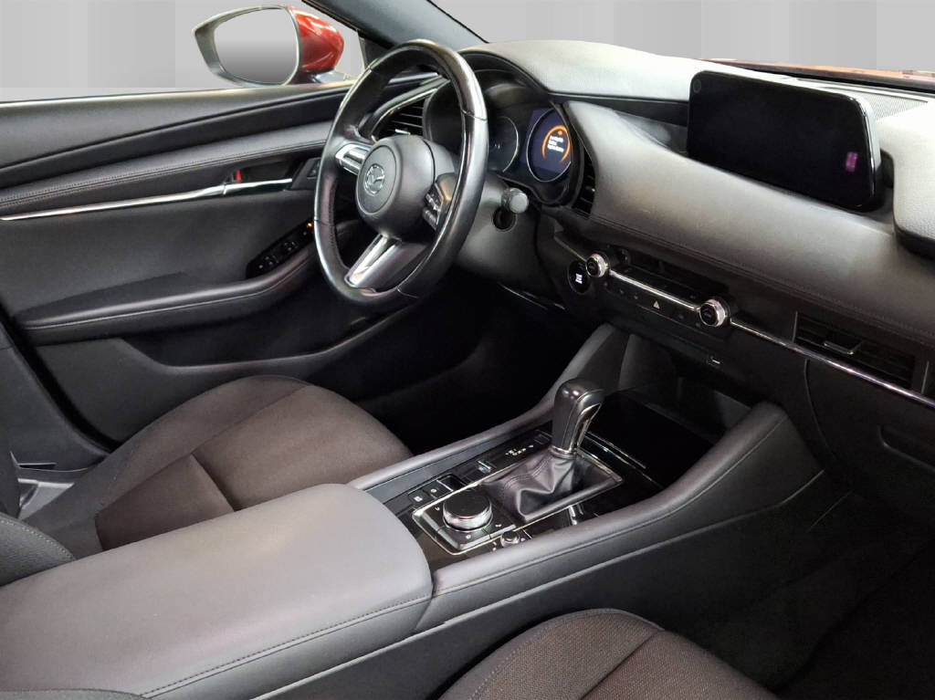 MAZDA 3 Hatchback 2.0 122 Revolution-image-4