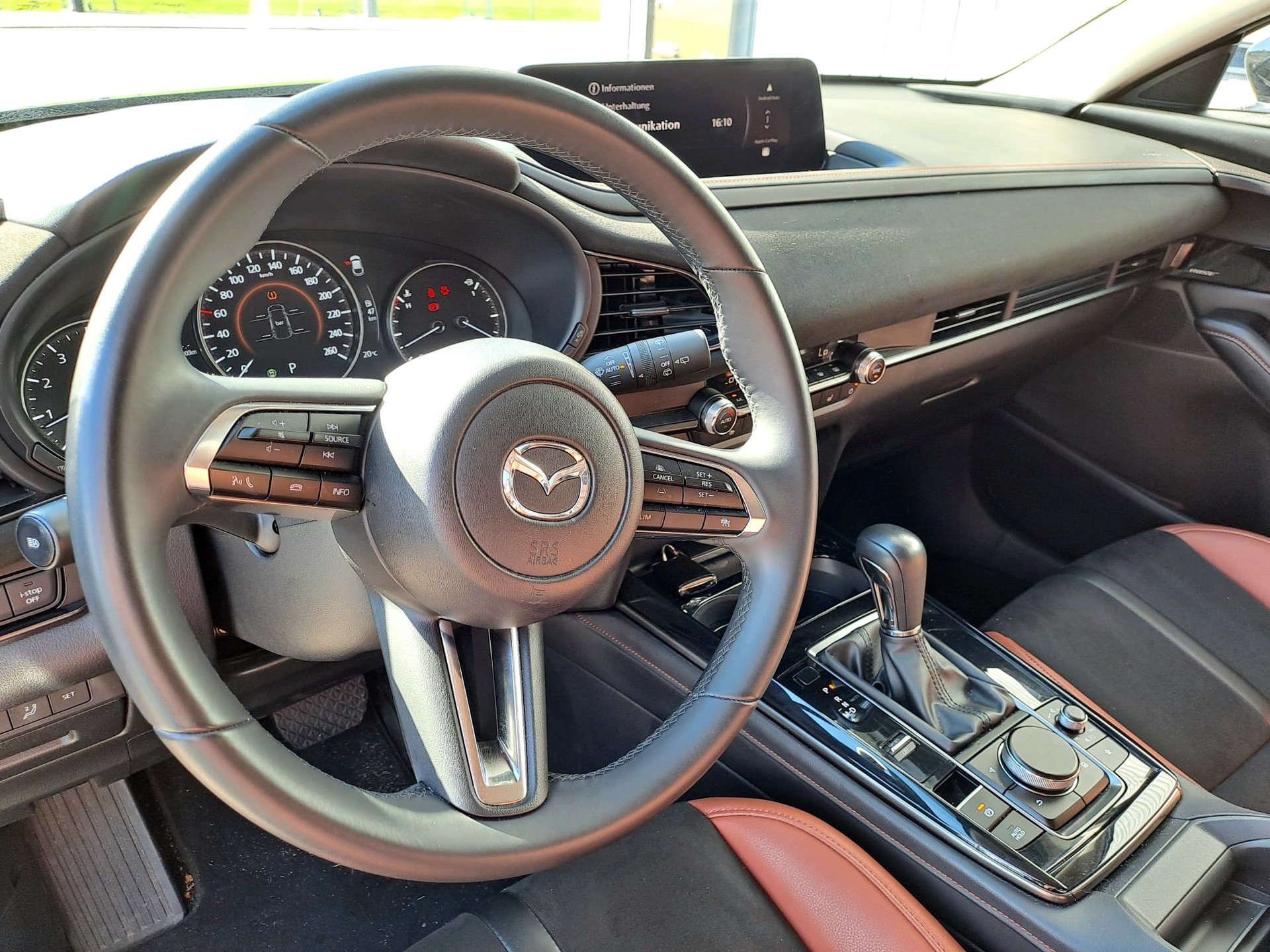 MAZDA CX-30 SKYACTIV-X 186 M Hybrid Nagisa AWD AT-image-9