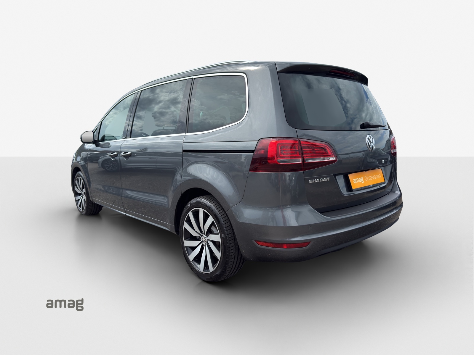 VW Sharan 1.4 TSI BlMT Comfortline DSG-image-2