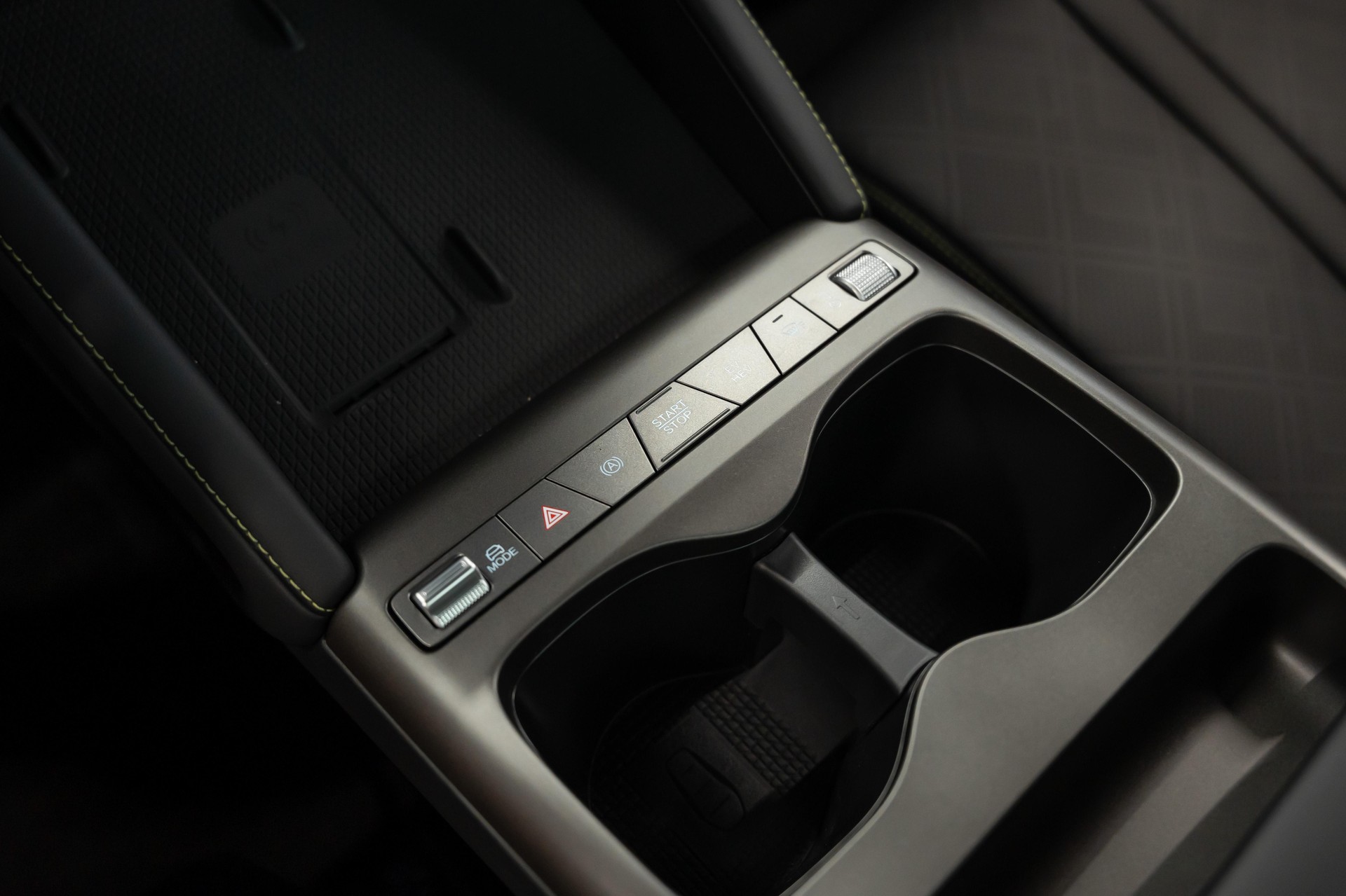 BYD Atto 2 DM-i Boost-image-19