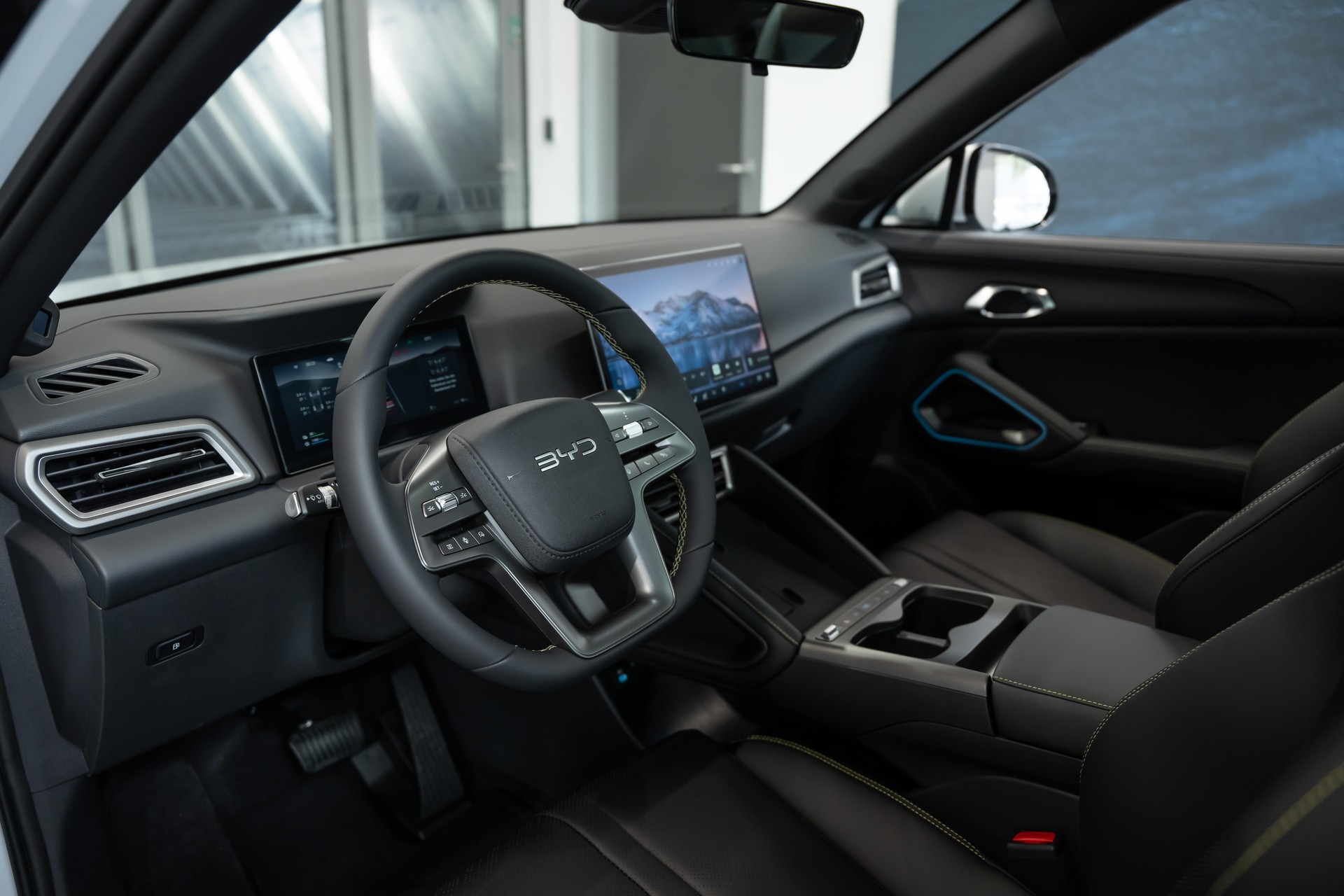 BYD Atto 2 DM-i Boost-image-9