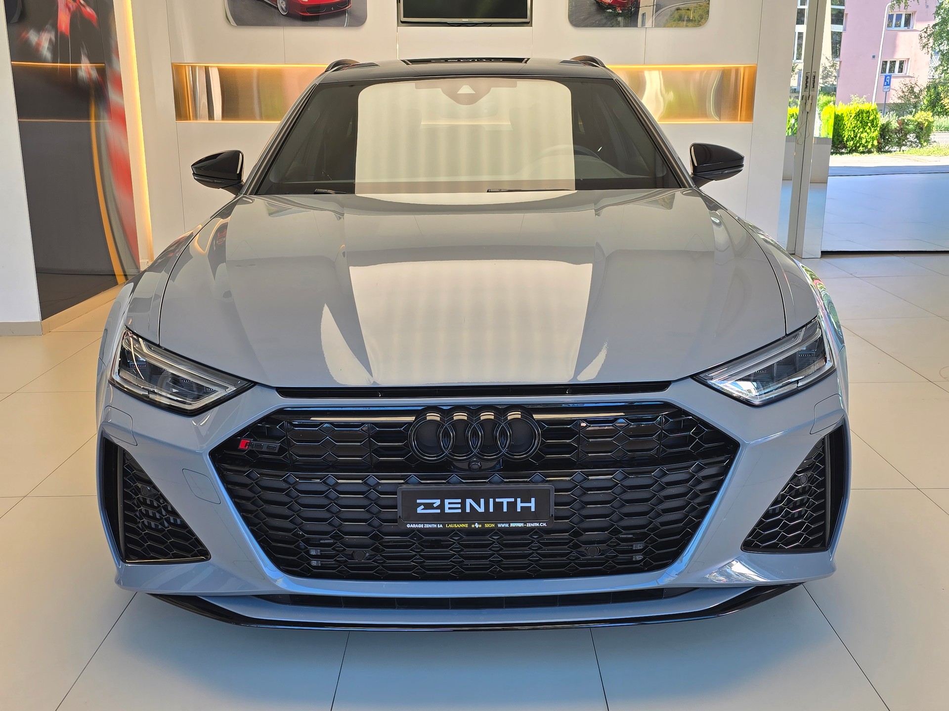 AUDI RS6 Avant 4.0 TFSI V8 quattro-image-1