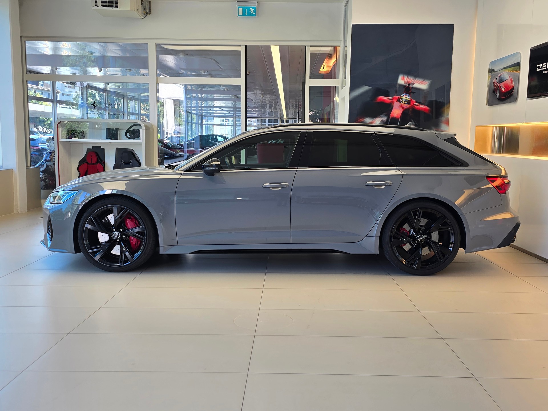 AUDI RS6 Avant 4.0 TFSI V8 quattro-image-7