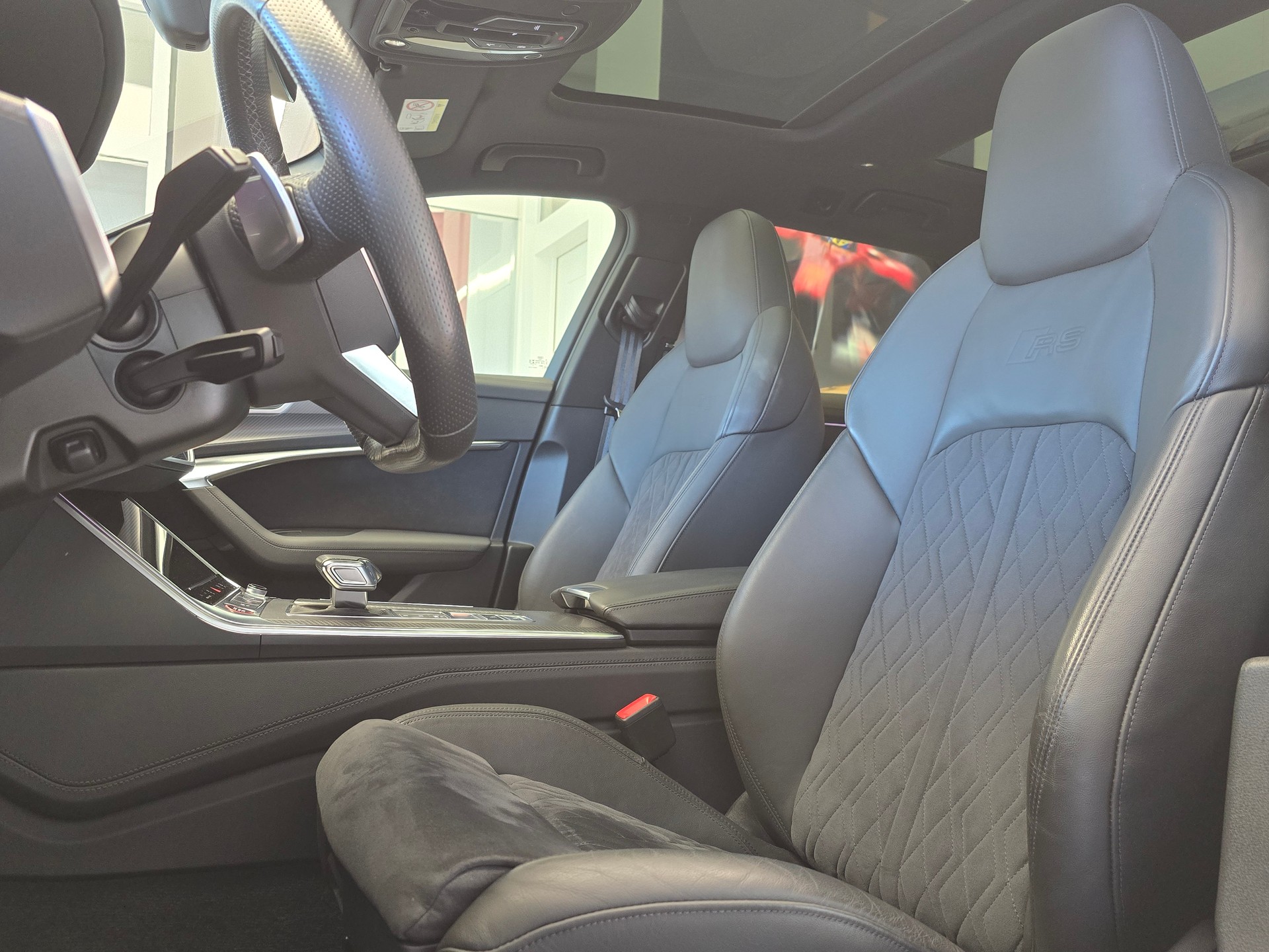 AUDI RS6 Avant 4.0 TFSI V8 quattro-image-9