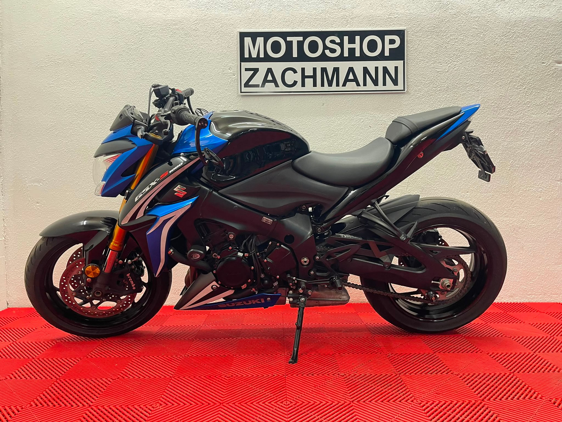 SUZUKI GSX-S 1000 ABS-showroom-element-3
