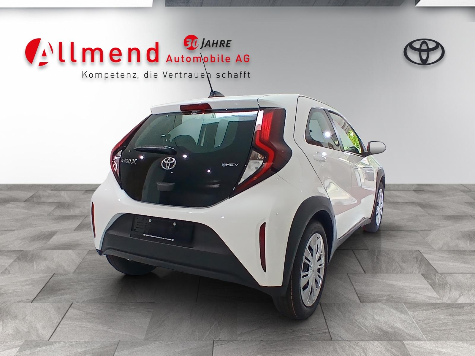 TOYOTA Aygo X 1.5 VVT-i HSD Comfort-image-4