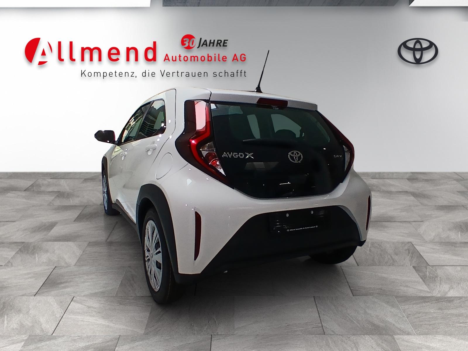 TOYOTA Aygo X 1.5 VVT-i HSD Comfort-image-17