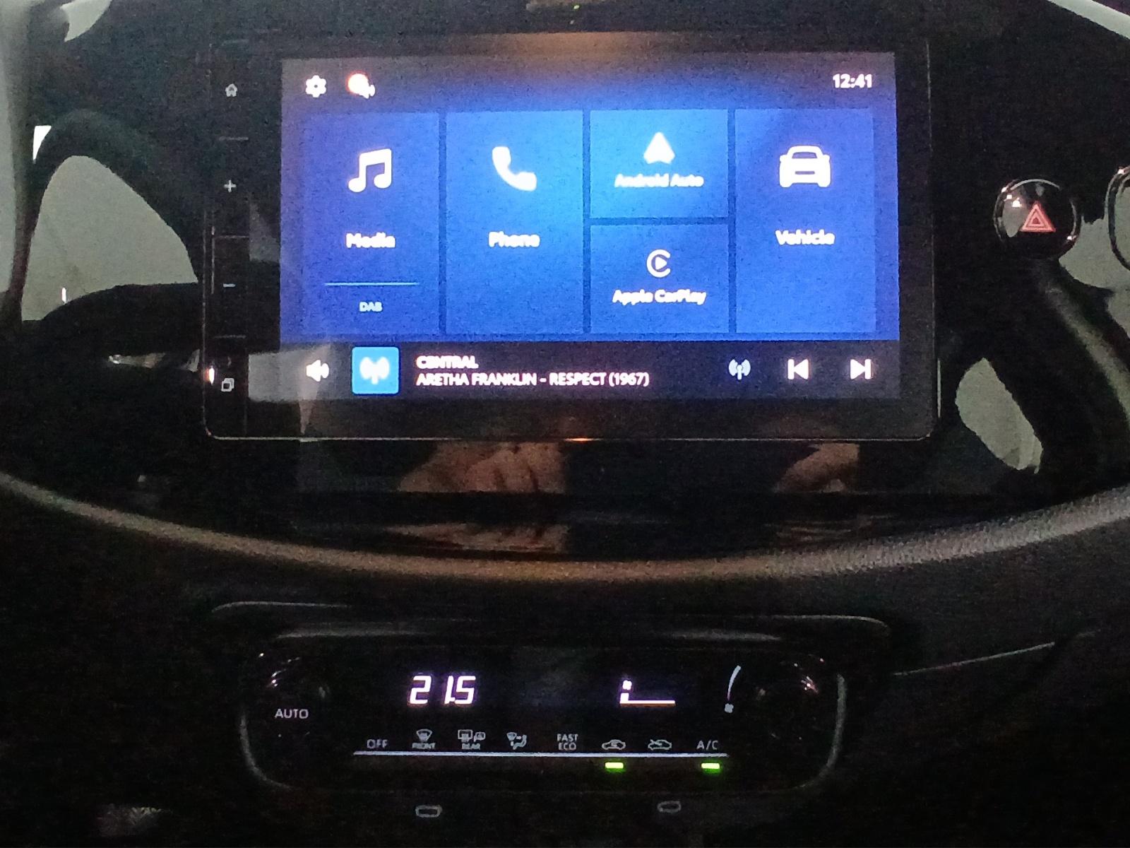 TOYOTA Aygo X 1.5 VVT-i HSD Comfort-image-13