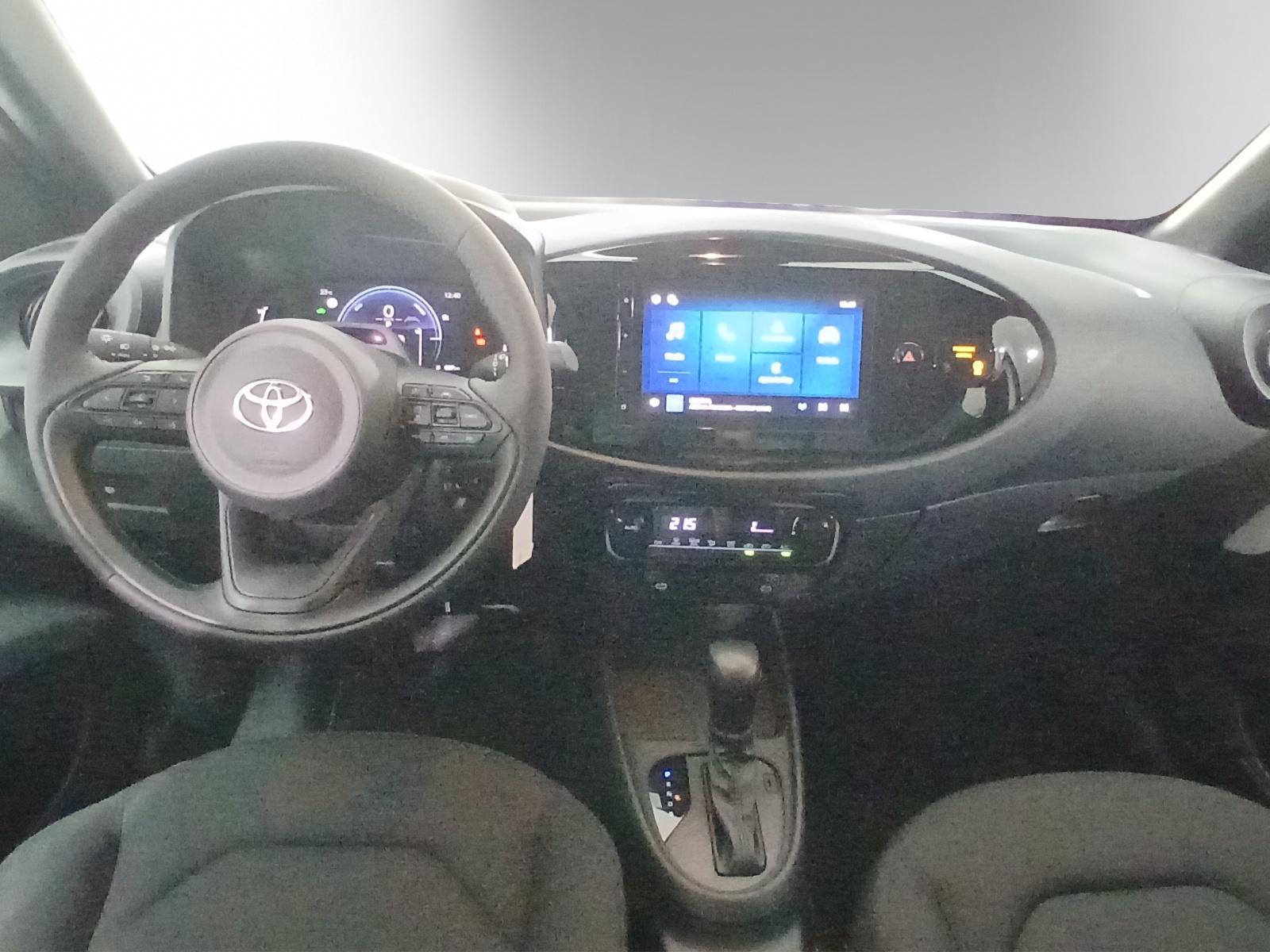 TOYOTA Aygo X 1.5 VVT-i HSD Comfort-image-11