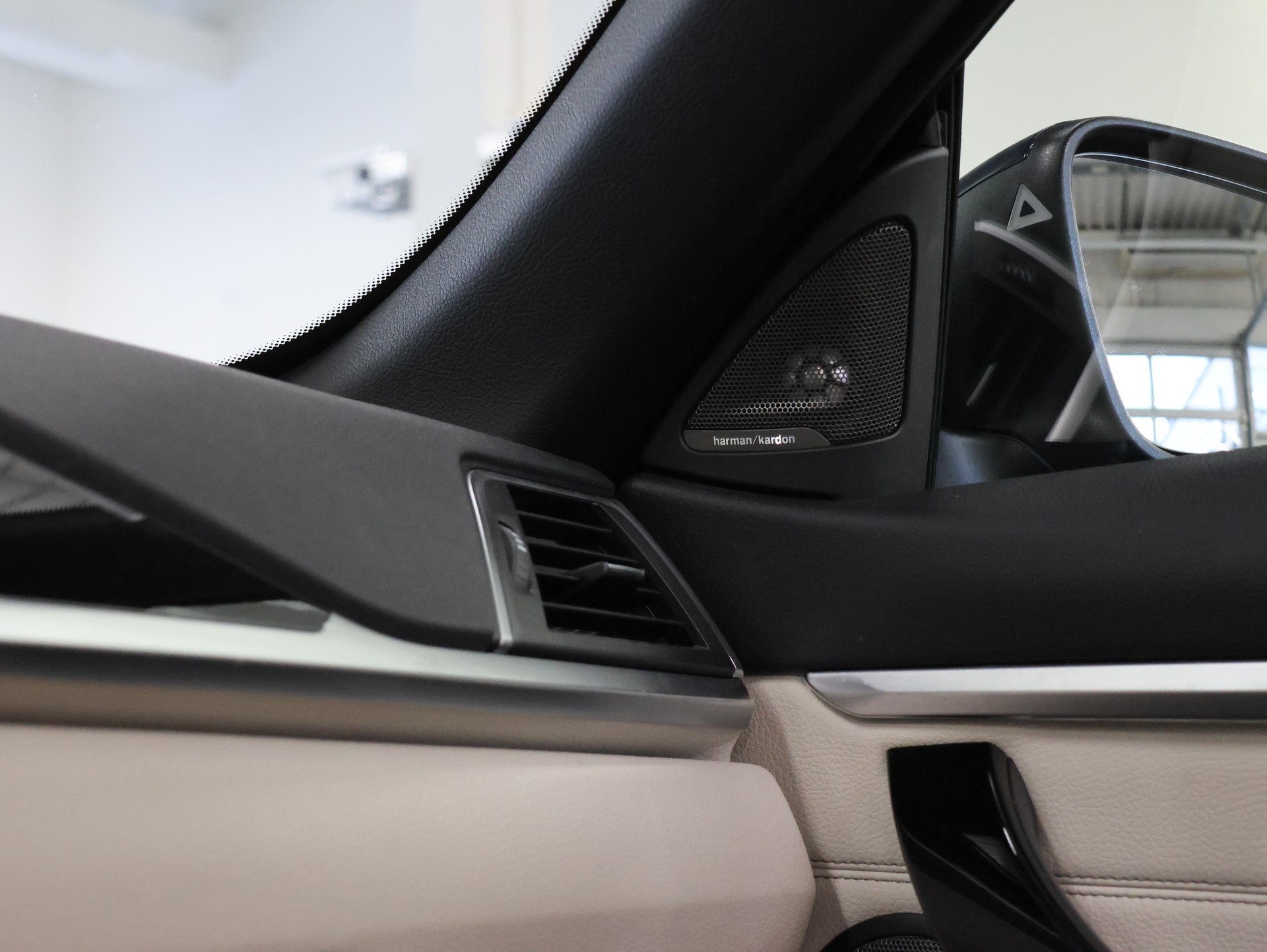 BMW 440i Cabriolet xDrive Luxury Line Steptronic *IMPERIALBLAU-LACKIERUNG*-image-27