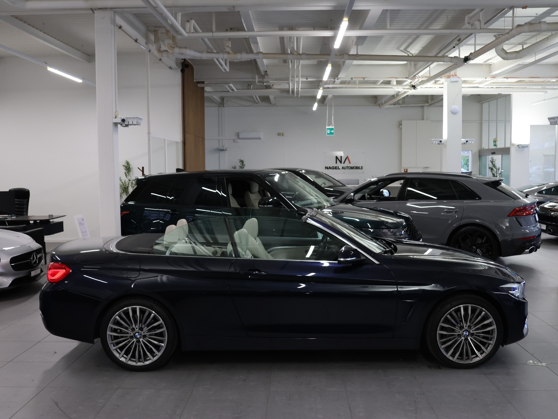 BMW 440i Cabriolet xDrive Luxury Line Steptronic *IMPERIALBLAU-LACKIERUNG*-image-10
