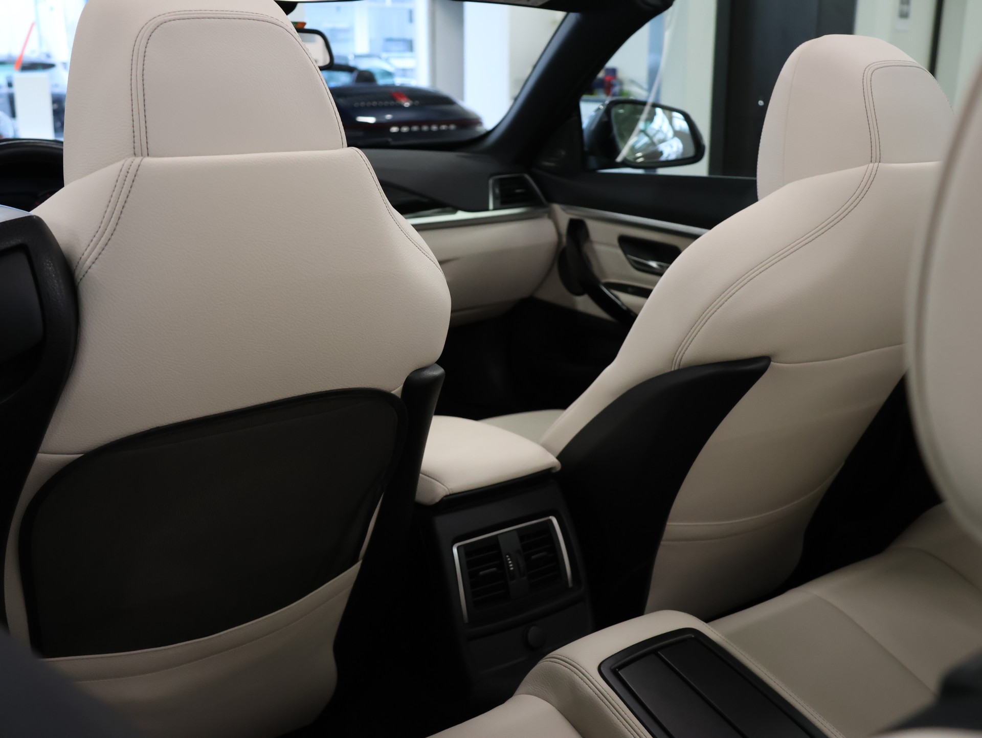 BMW 440i Cabriolet xDrive Luxury Line Steptronic *IMPERIALBLAU-LACKIERUNG*-image-30