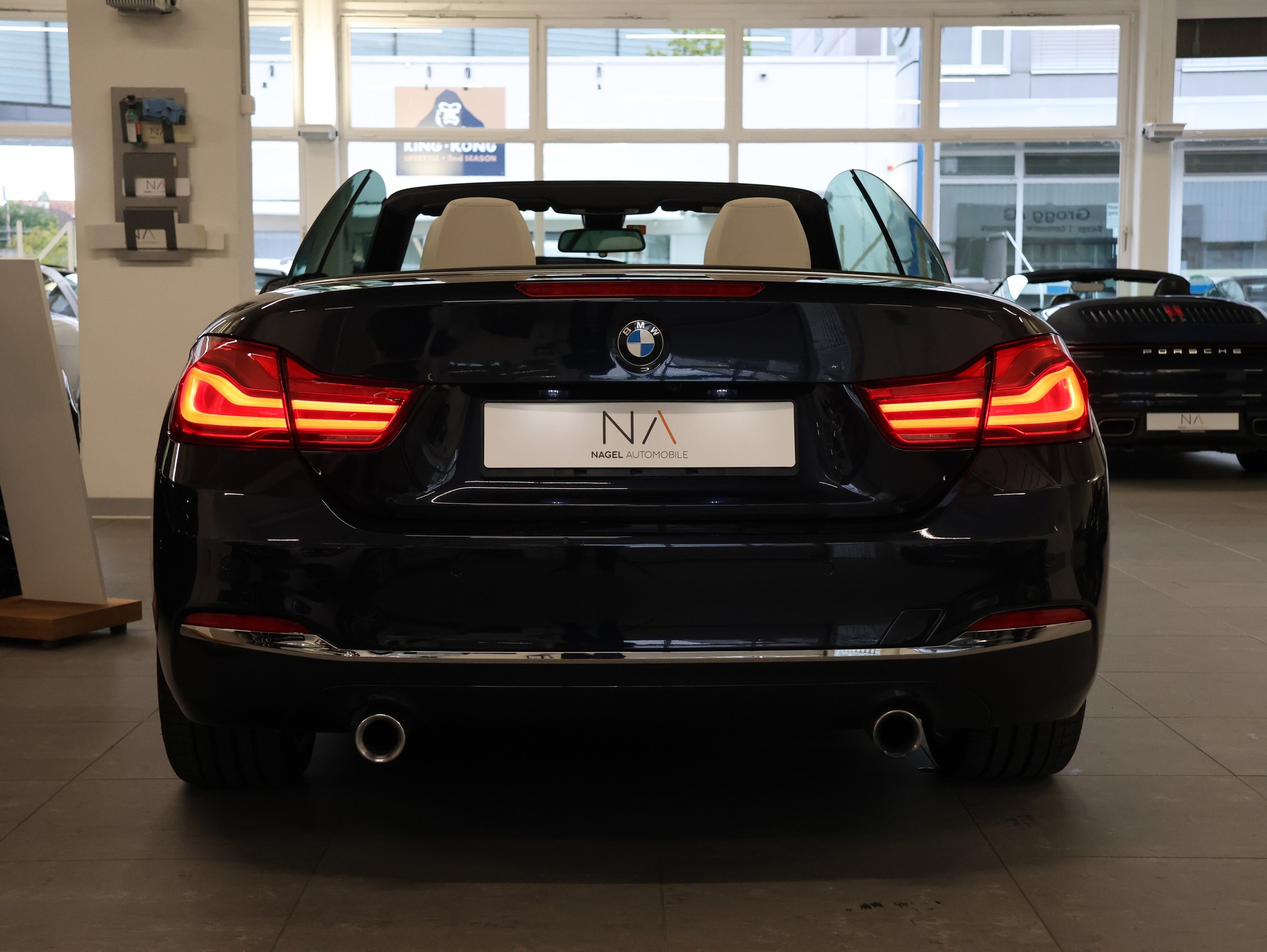 BMW 440i Cabriolet xDrive Luxury Line Steptronic *IMPERIALBLAU-LACKIERUNG*-image-7