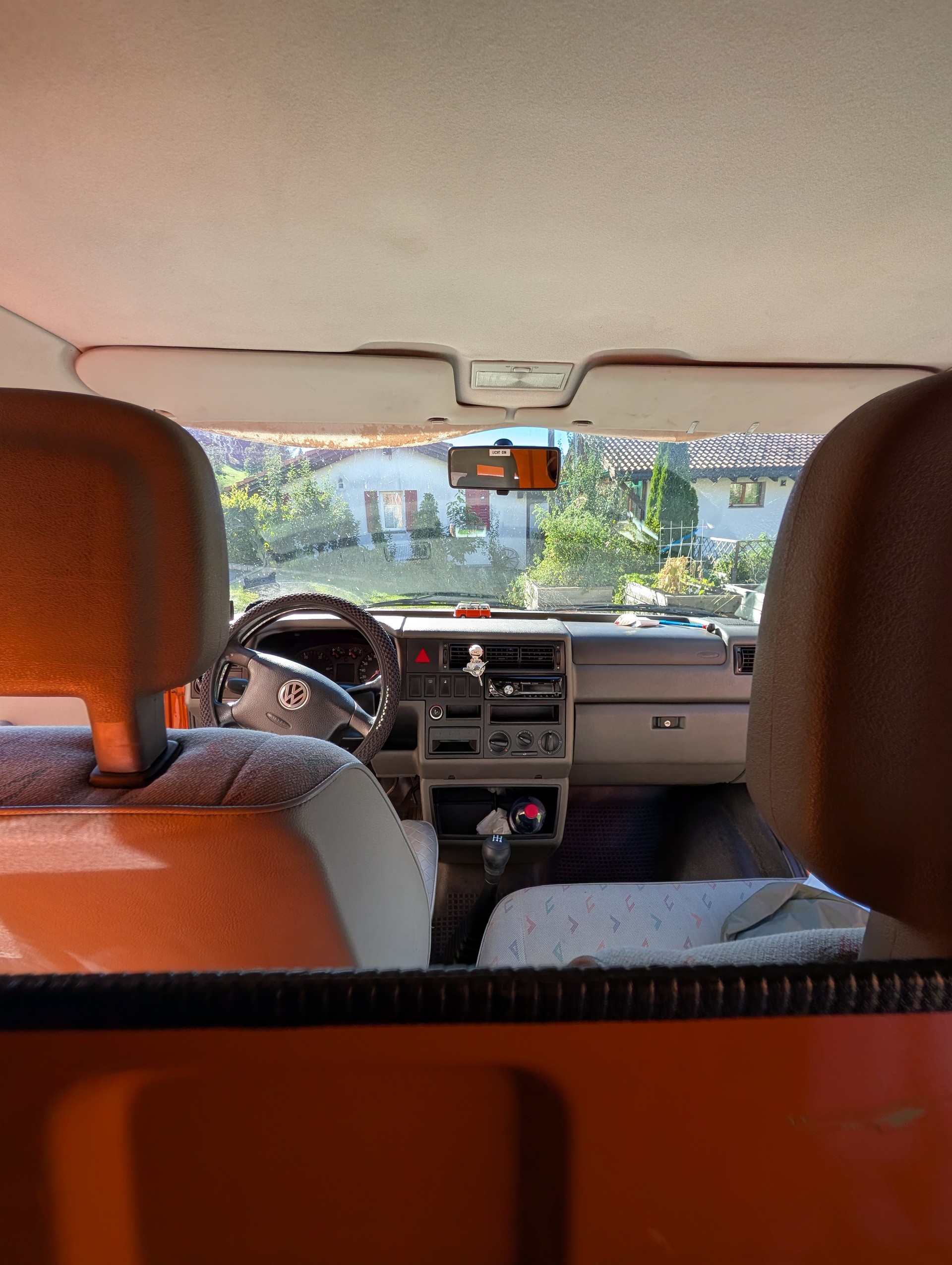 VW T4 2.5 TDI syncro Hochdach-image-2