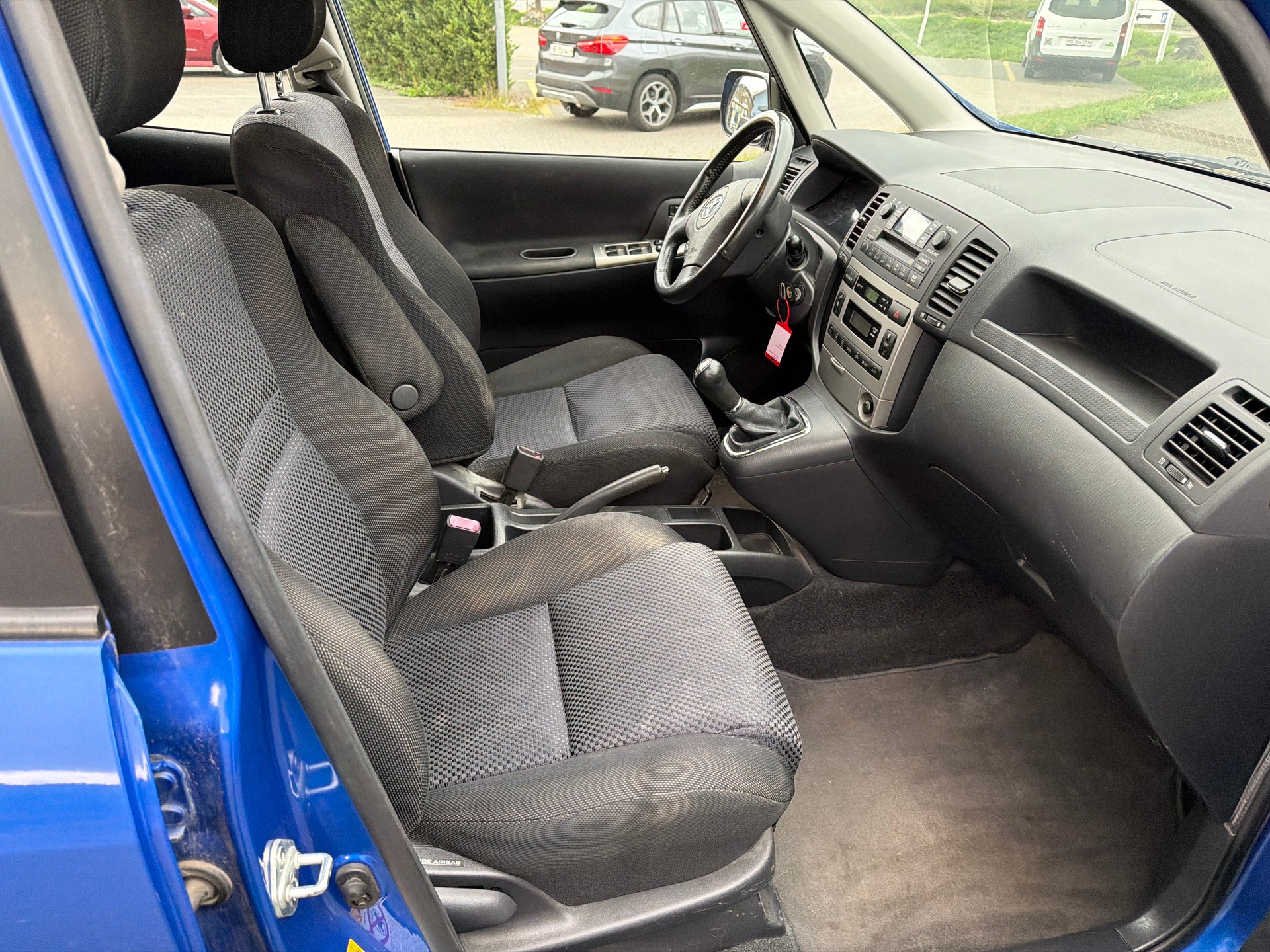 TOYOTA Corolla Verso 1.6 Linea Sol Family-image-8