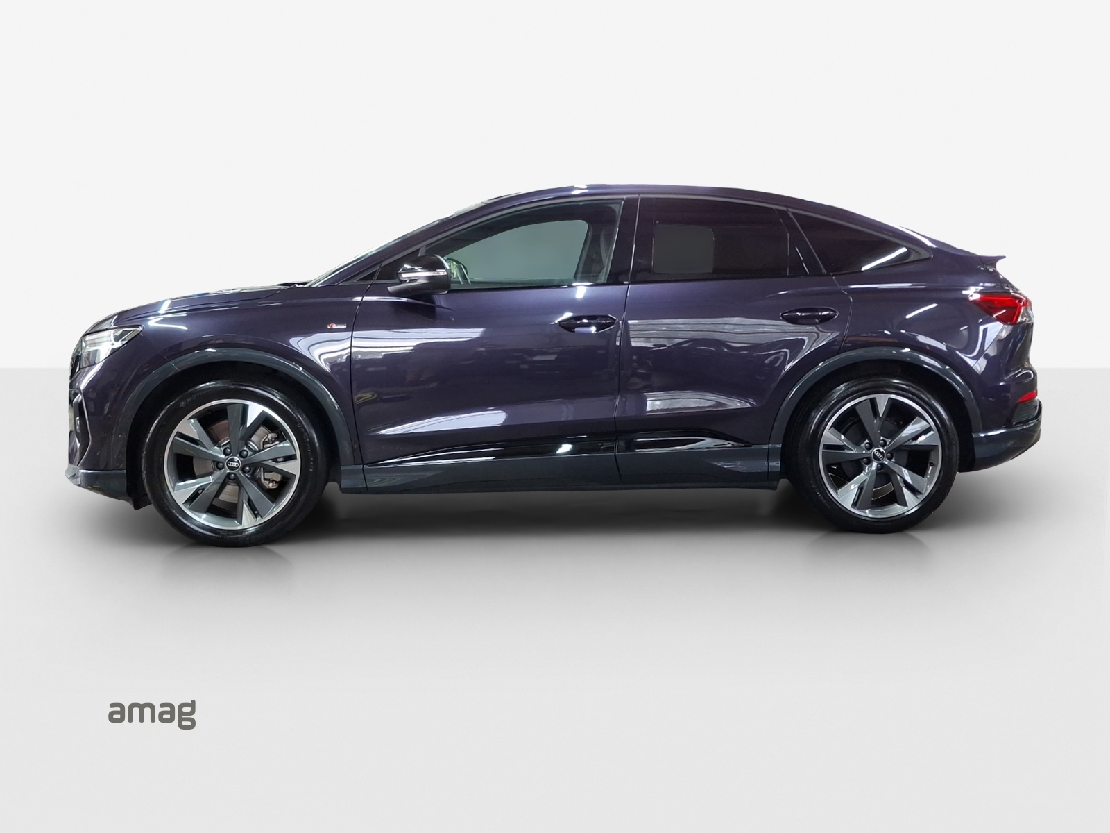 AUDI Q4 Sportback e-tron 45 quattro-image-1