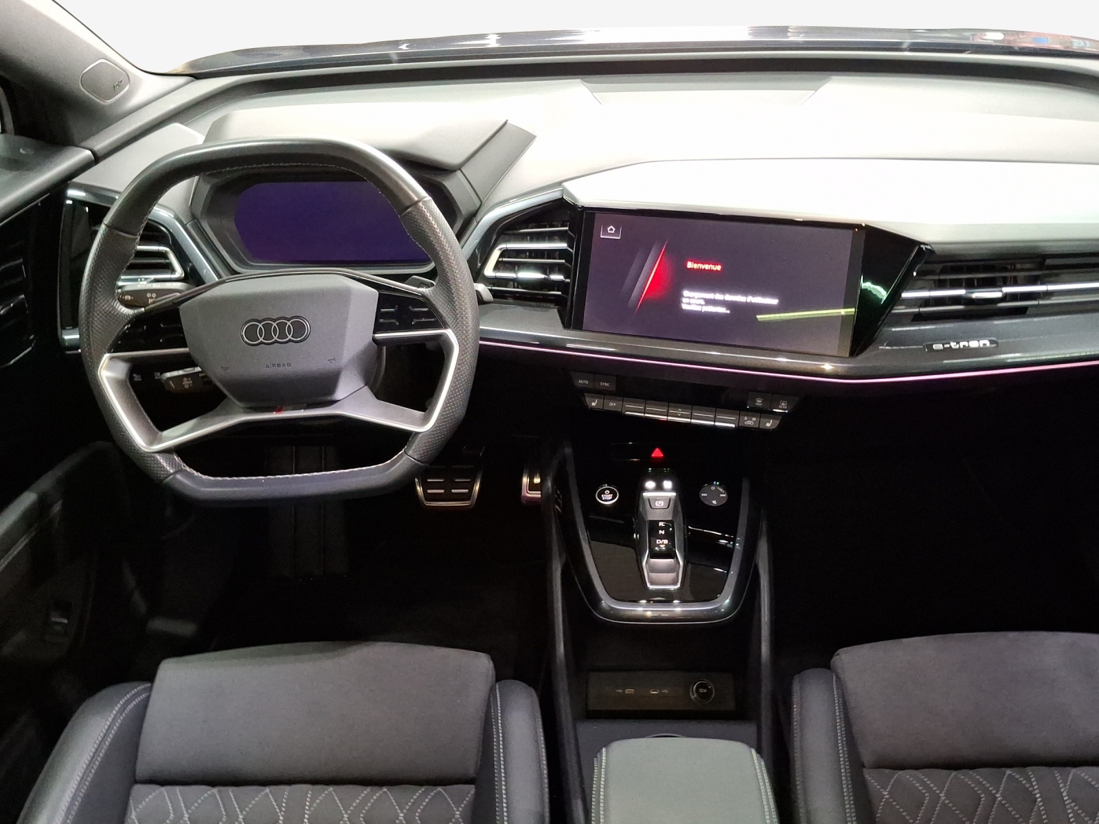AUDI Q4 Sportback e-tron 45 quattro-image-10