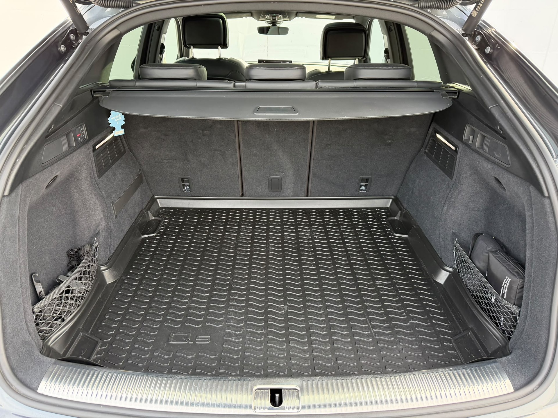 AUDI SQ5 Sportback TDI quattro tiptronic-image-14