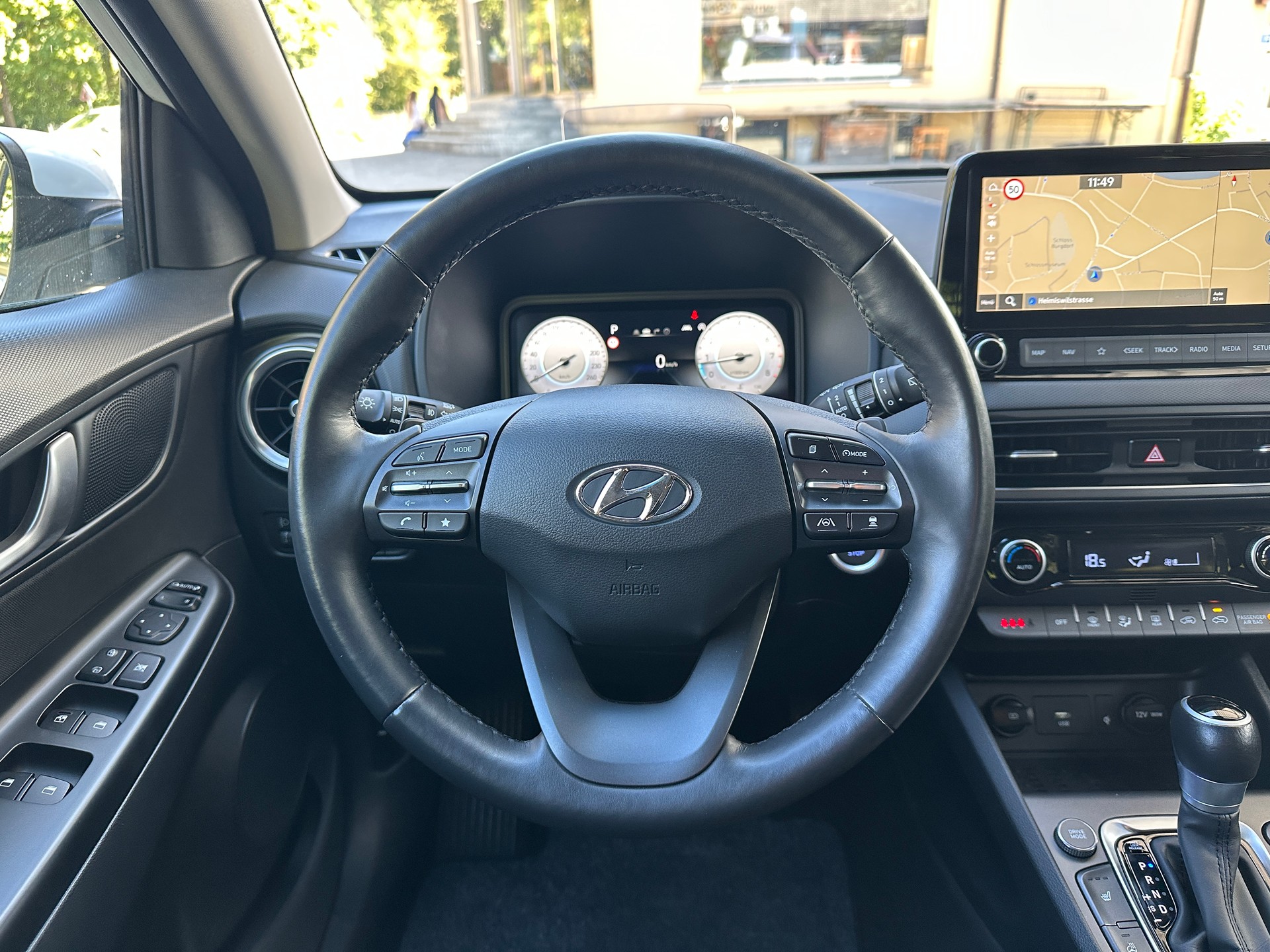 HYUNDAI Kona 1.6 T-GDi Amplia 4WD DCT-image-5
