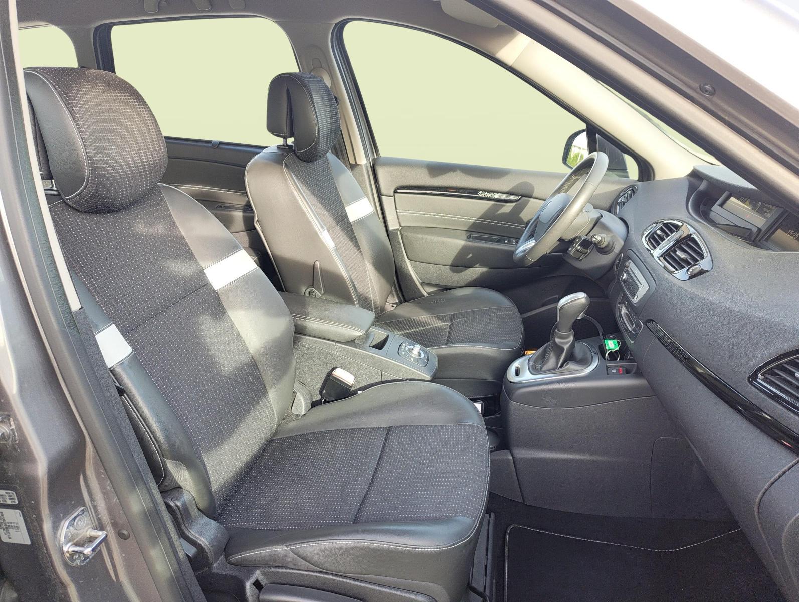 RENAULT Grand Scénic 1.5 dCi Dynamique EDC 5P-image-11