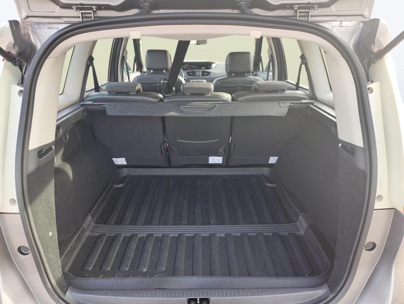 RENAULT Grand Scénic 1.5 dCi Dynamique EDC 5P-image-13