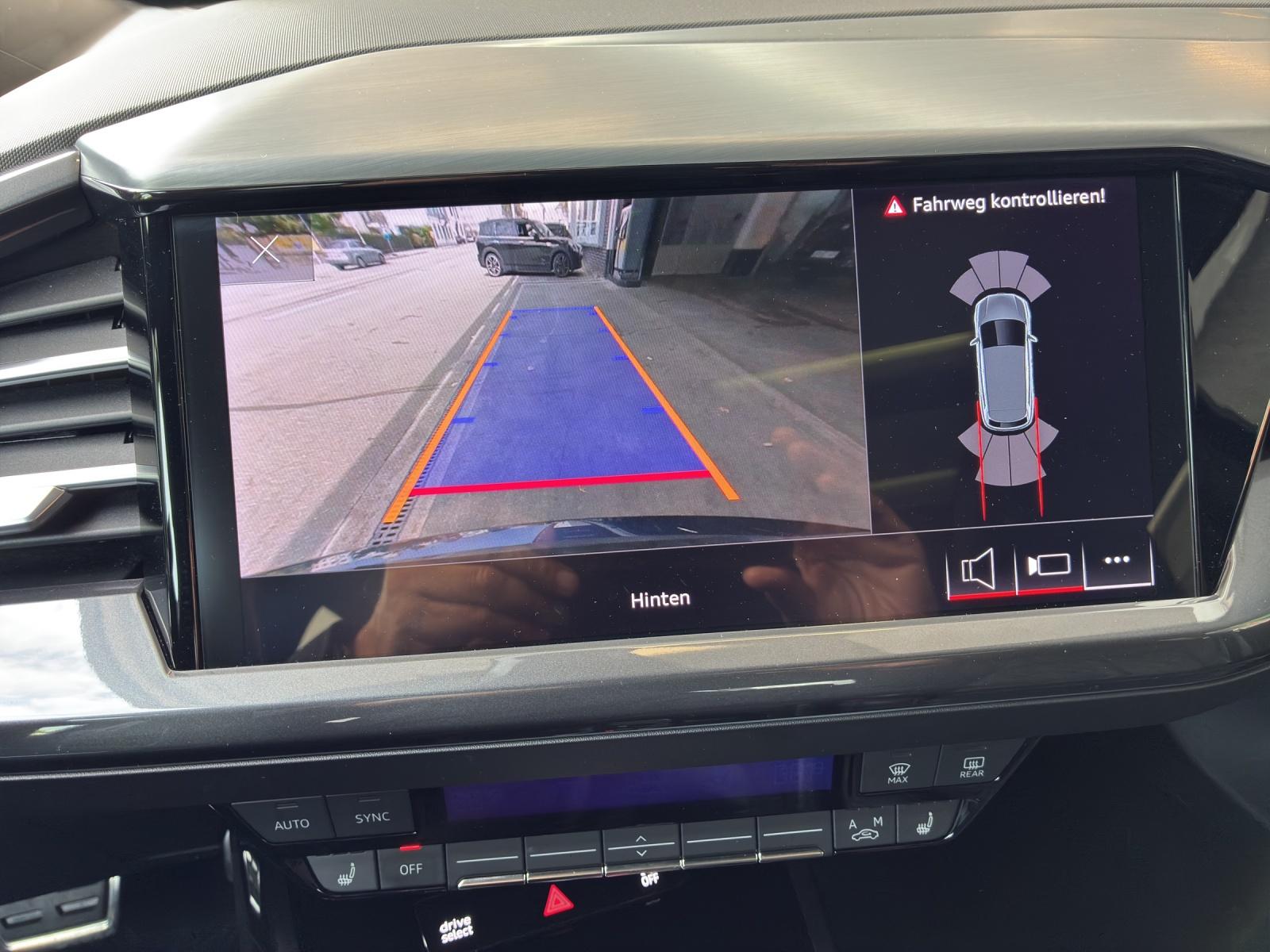 AUDI Q4 e-tron 50 quattro-image-12