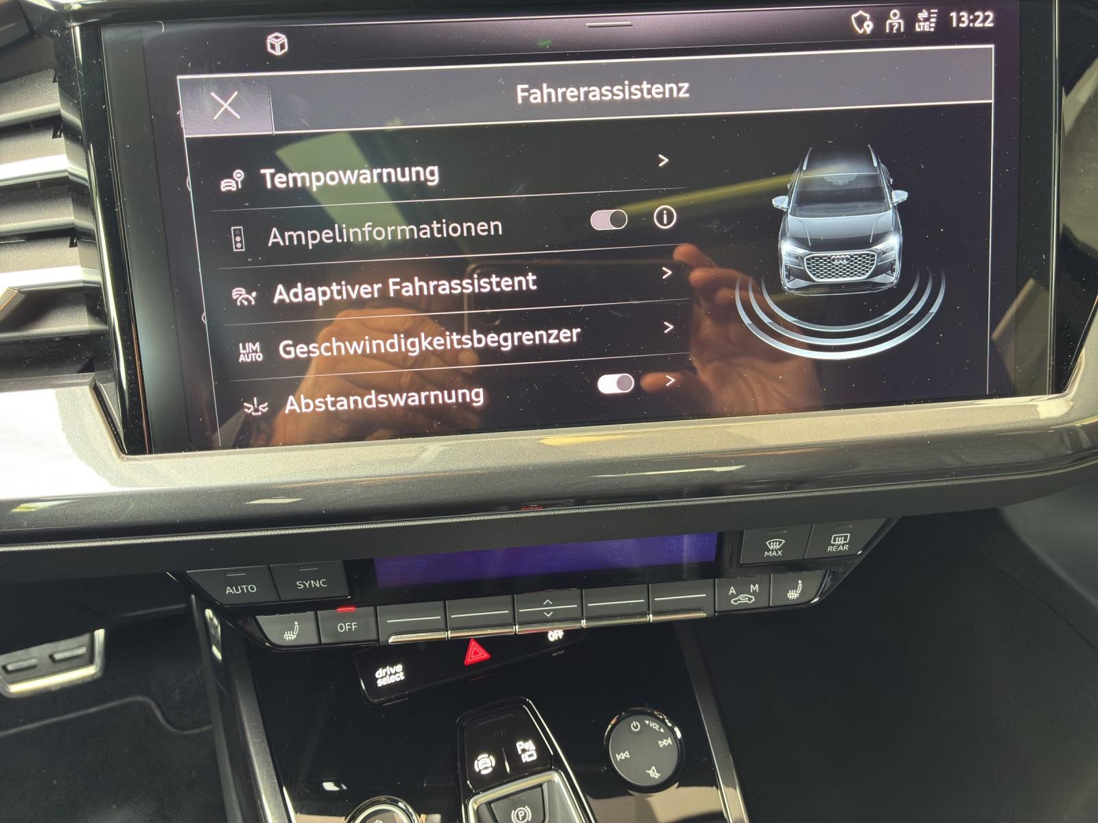 AUDI Q4 e-tron 50 quattro-image-13