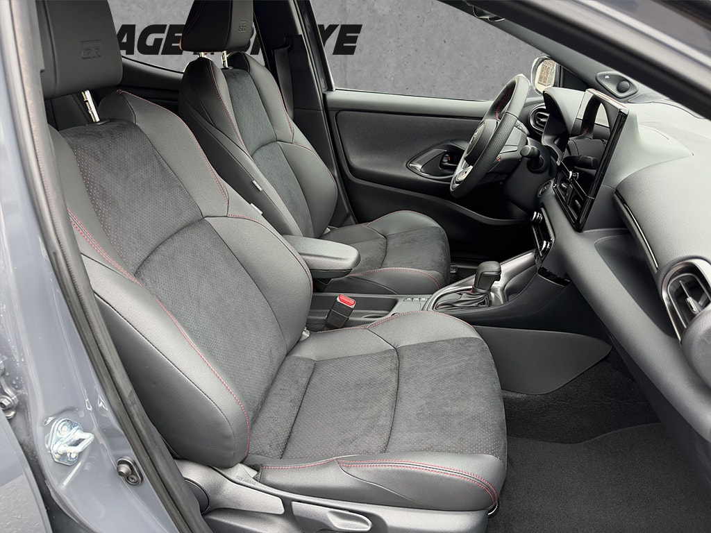 TOYOTA Yaris 1.5 VVT-i HSD GR Sport 15 ans de garantie-image-12
