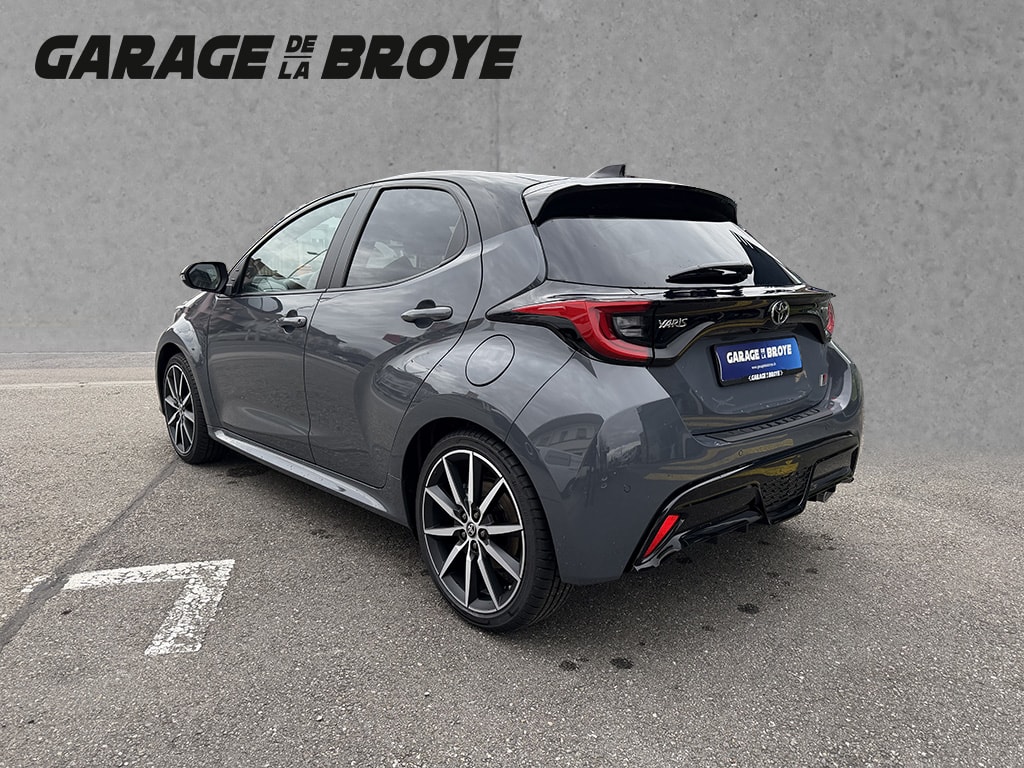 TOYOTA Yaris 1.5 VVT-i HSD GR Sport 15 ans de garantie-image-1