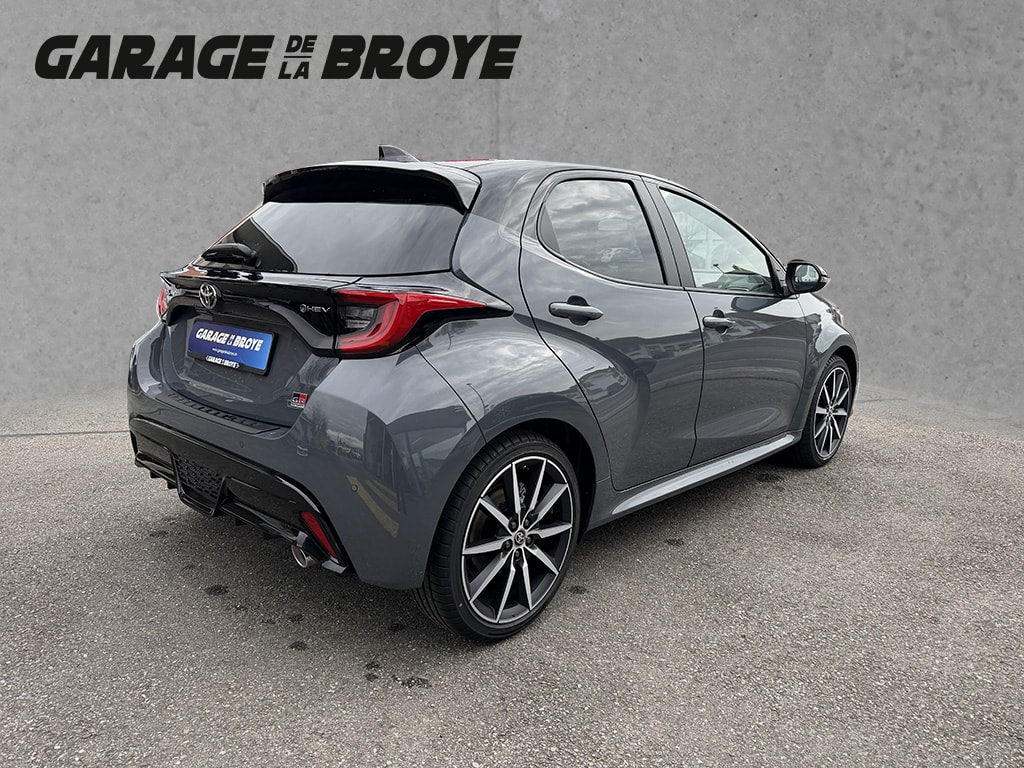 TOYOTA Yaris 1.5 VVT-i HSD GR Sport 15 ans de garantie-image-4