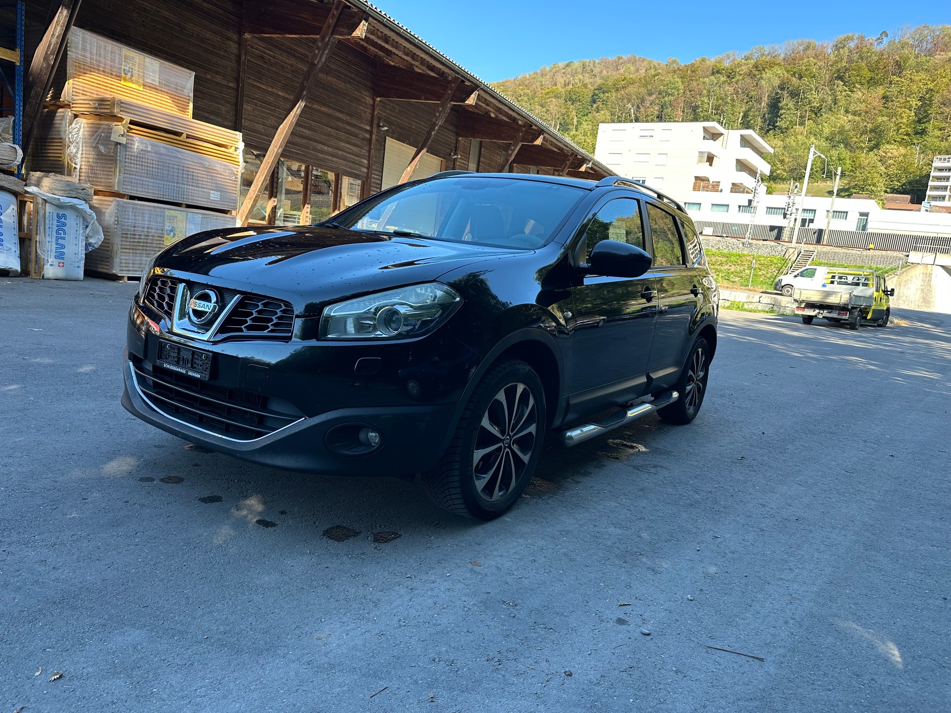 NISSAN QASHQAI-image-5