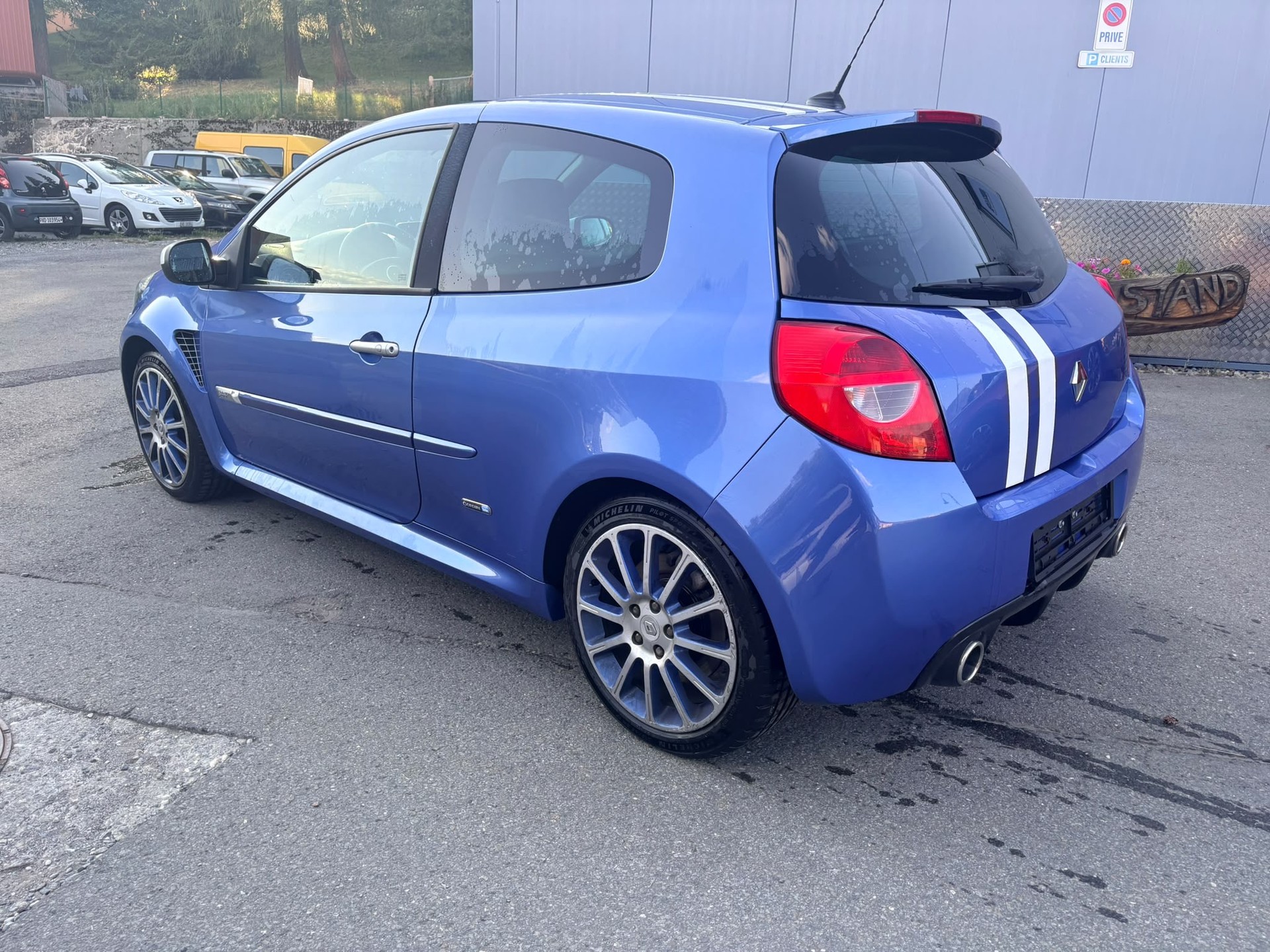RENAULT Clio 2.0 16V RS (Sport)-image-6