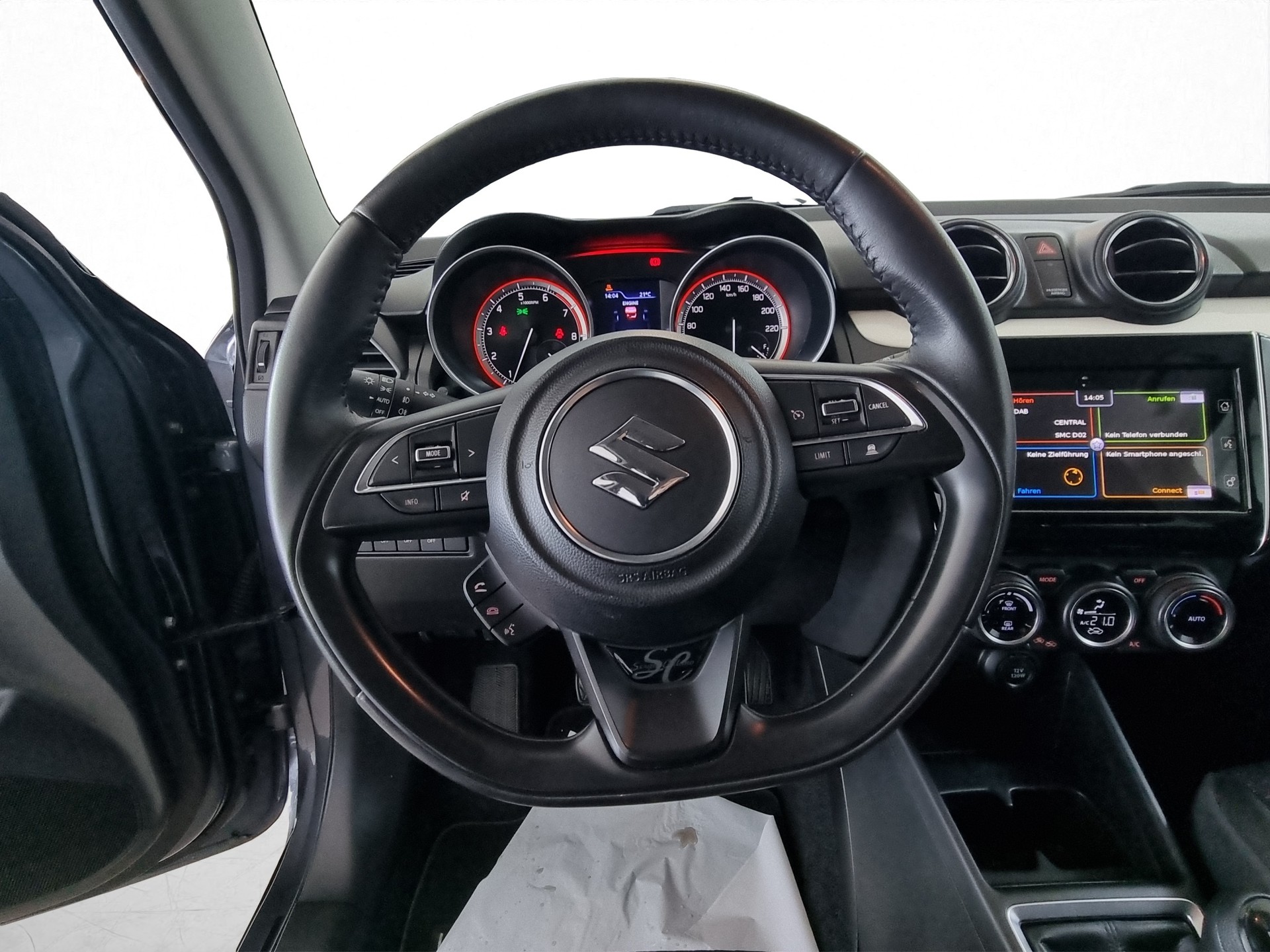 SUZUKI Swift 1.2 Compact Top Hybrid 4x4-image-8