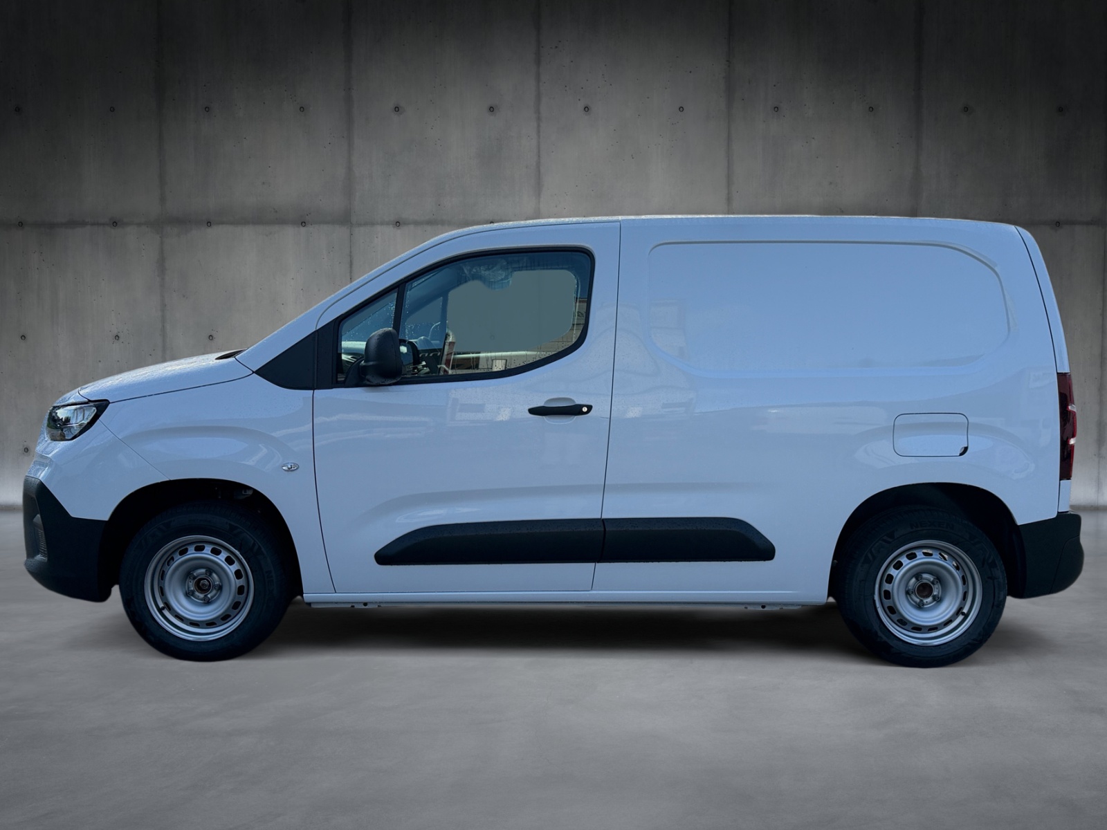FIAT Doblo 1.5 BlueHDi L1 650kg Easy Pro-image-1