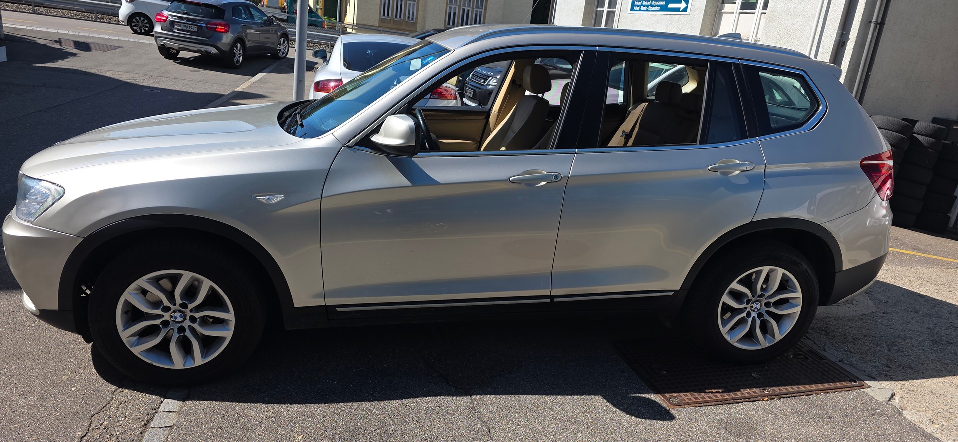 BMW X3 xDrive 28i Steptronic-image-2